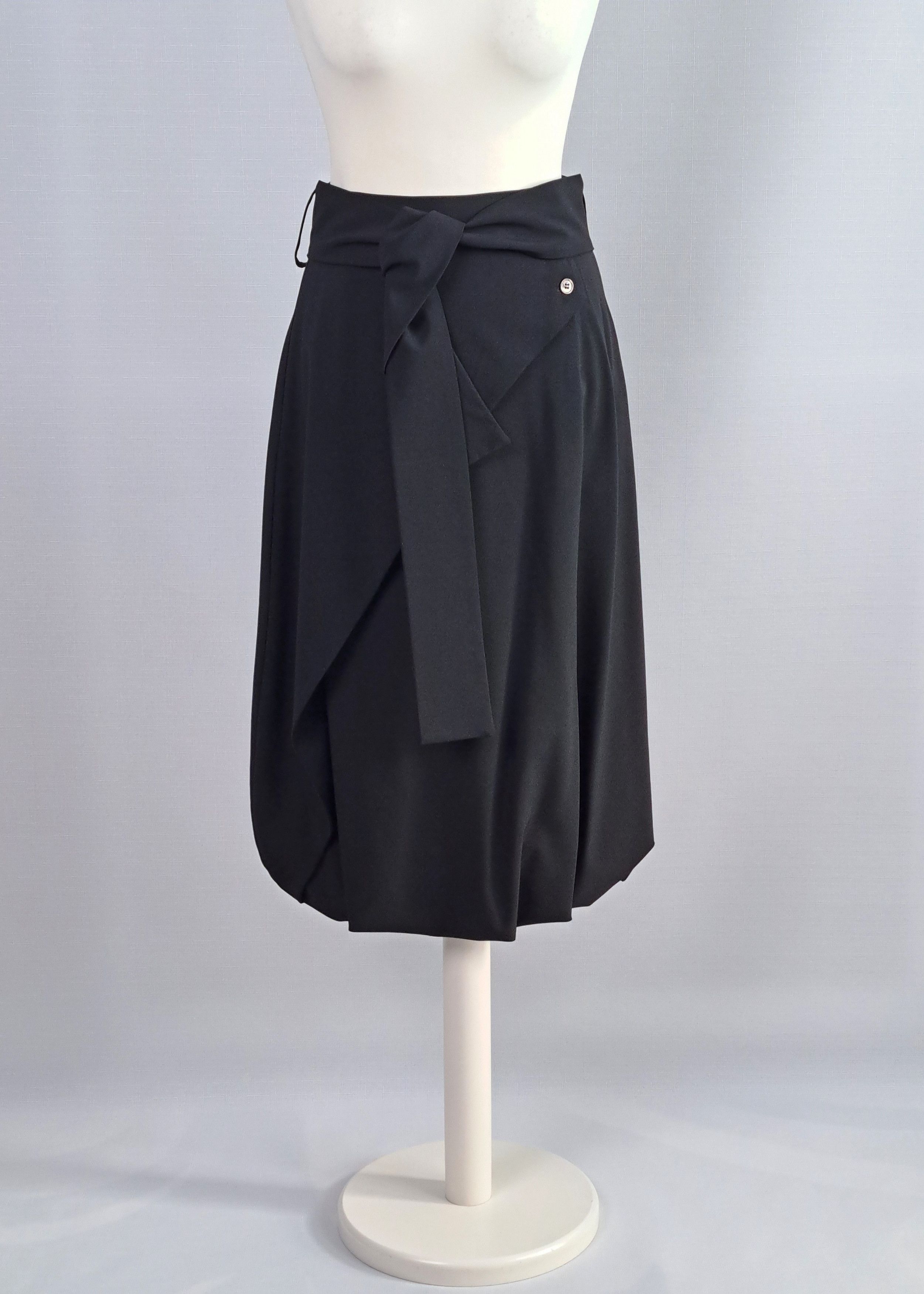 Sarah Pacini Sarah Pacini avant garde midi skirt. Size 0 Size 25" / US 0 / IT 36 - 5 Thumbnail