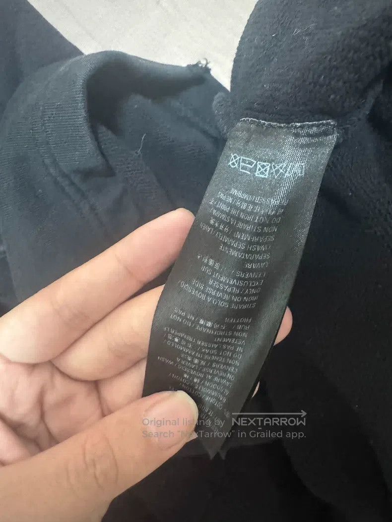 Balenciaga Balenciaga Short Hooded Sweatshirt Black Chest Letter Logo Size US M / EU 48-50 / 2 - 6 Thumbnail