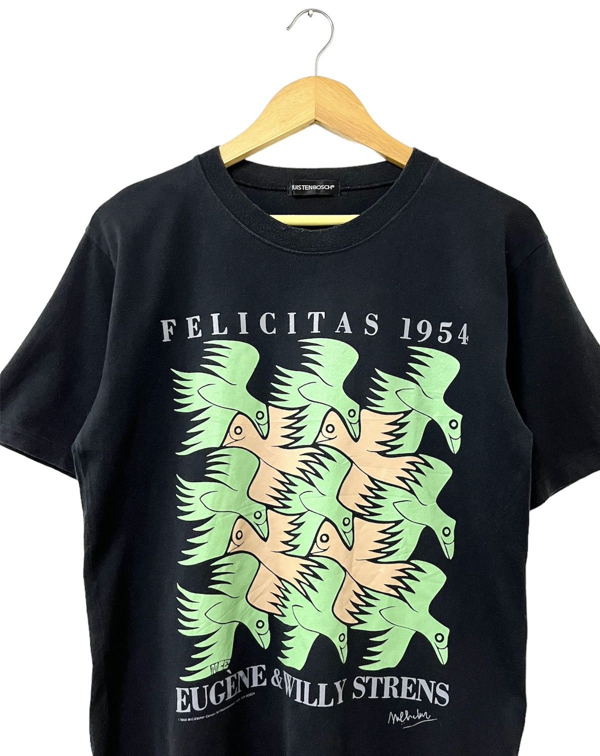 Art Comes First VINTAGE 90s MC ESCHER FELICITAS 1954 DESIGN ARTWORK TSHIRT Size US M / EU 48-50 / 2 - 4 Thumbnail