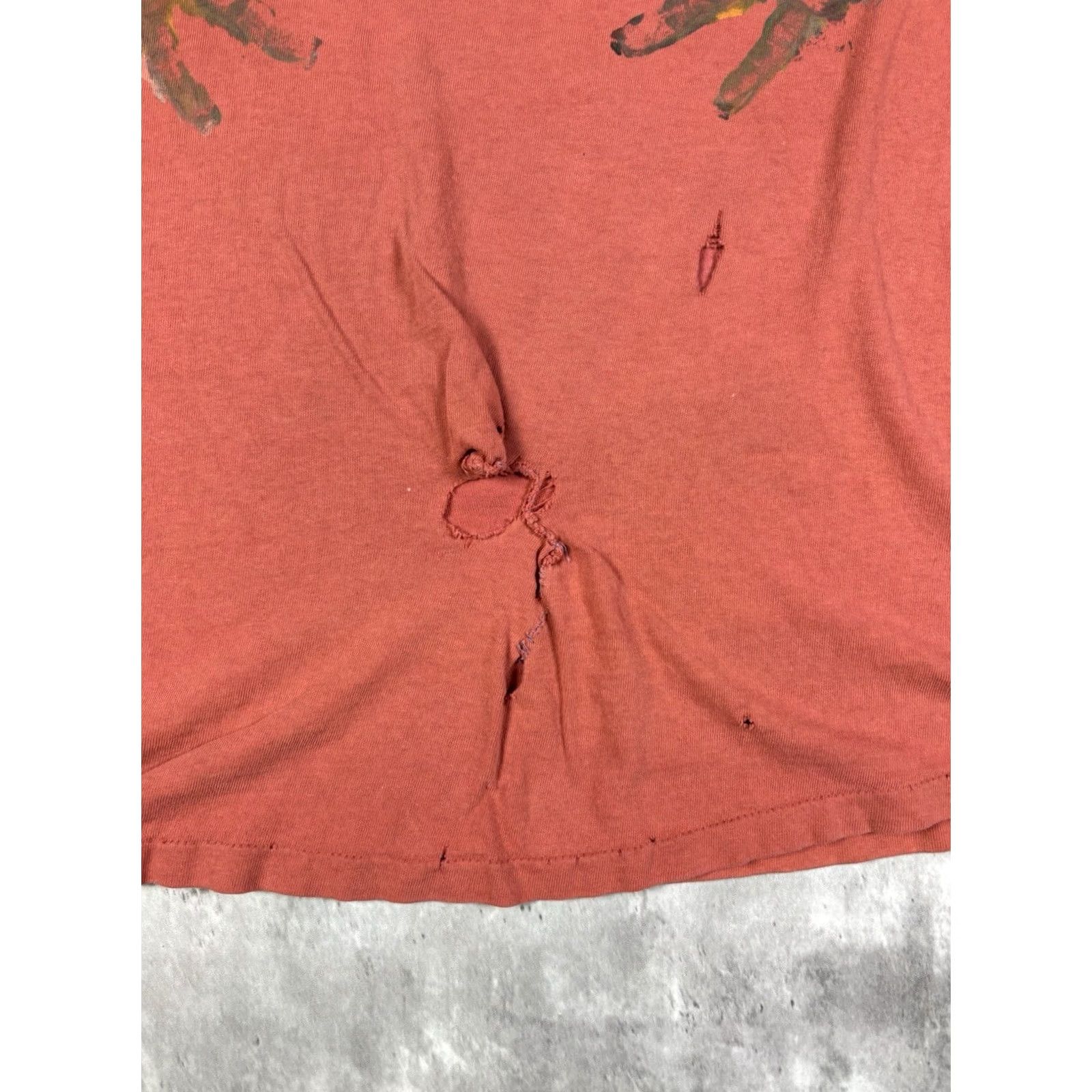 Changes VINTAGE 90s Elmo Monsterwear Red T Shirt L Men Short Sleeve Crew Neck Graphic Print Cotton Knit Silence Size US L / EU 52-54 / 3 - 7 Thumbnail