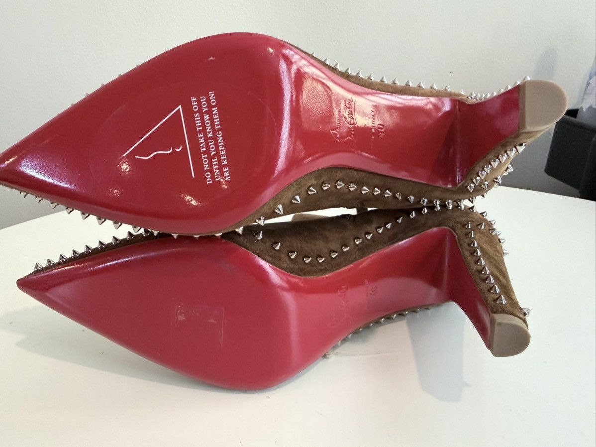 Christian Louboutin NEW UNWORN LOUBOUTIN Vidura studded suede ankle boots flaws Size US 10 / IT 40 - 14 Thumbnail