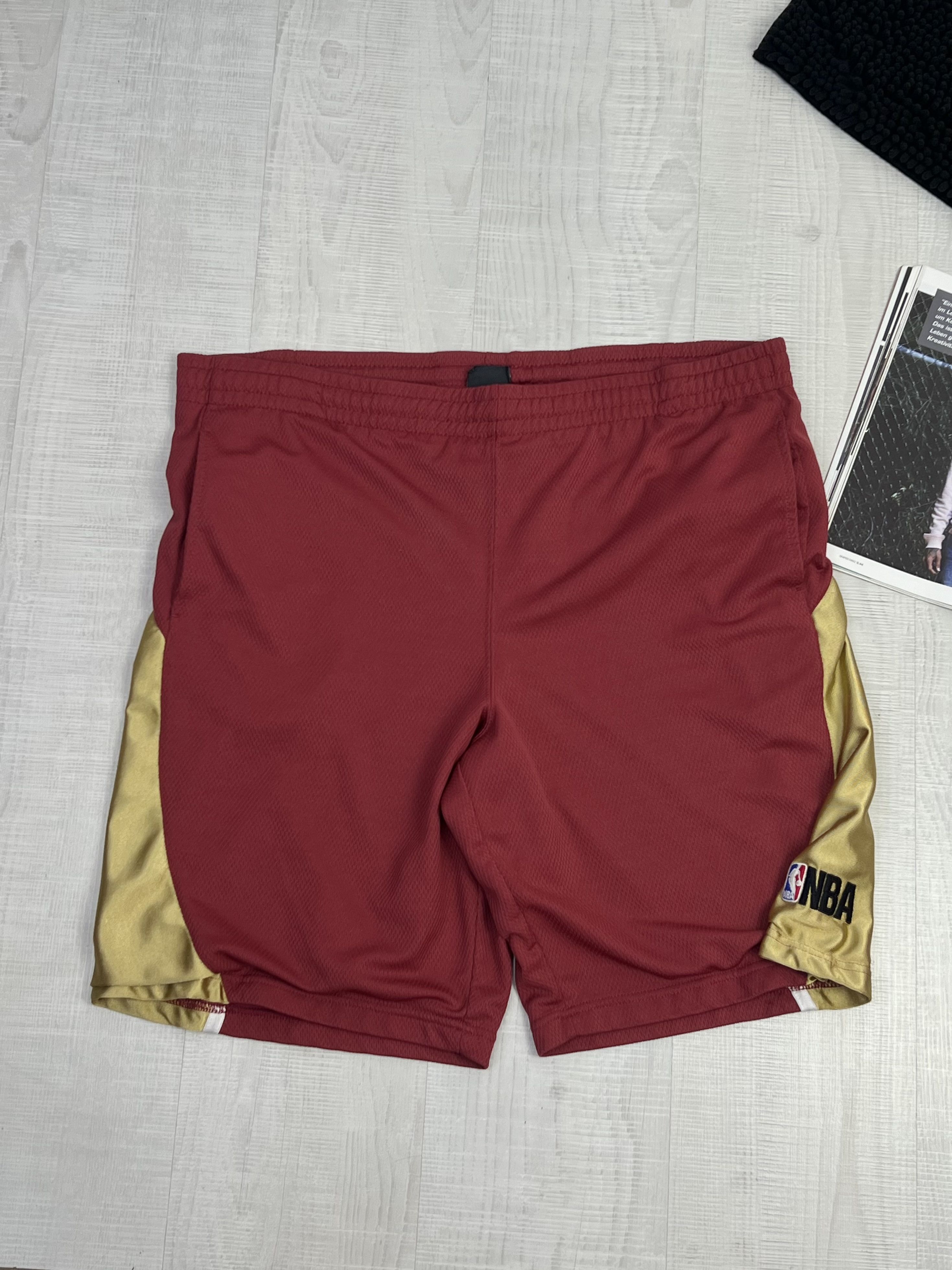 NBA × Vintage NBA vintage shorts Size US 36 / EU 52 - 1 Thumbnail