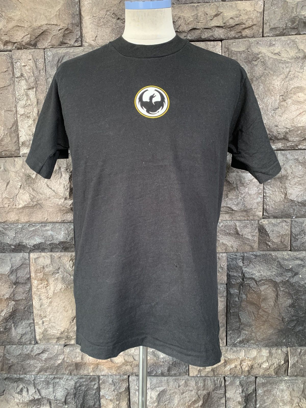 Vintage Vintage 90s Dragon Skateboards / Surf / Streetwear T shirt Size US M / EU 48-50 / 2 - 4 Thumbnail