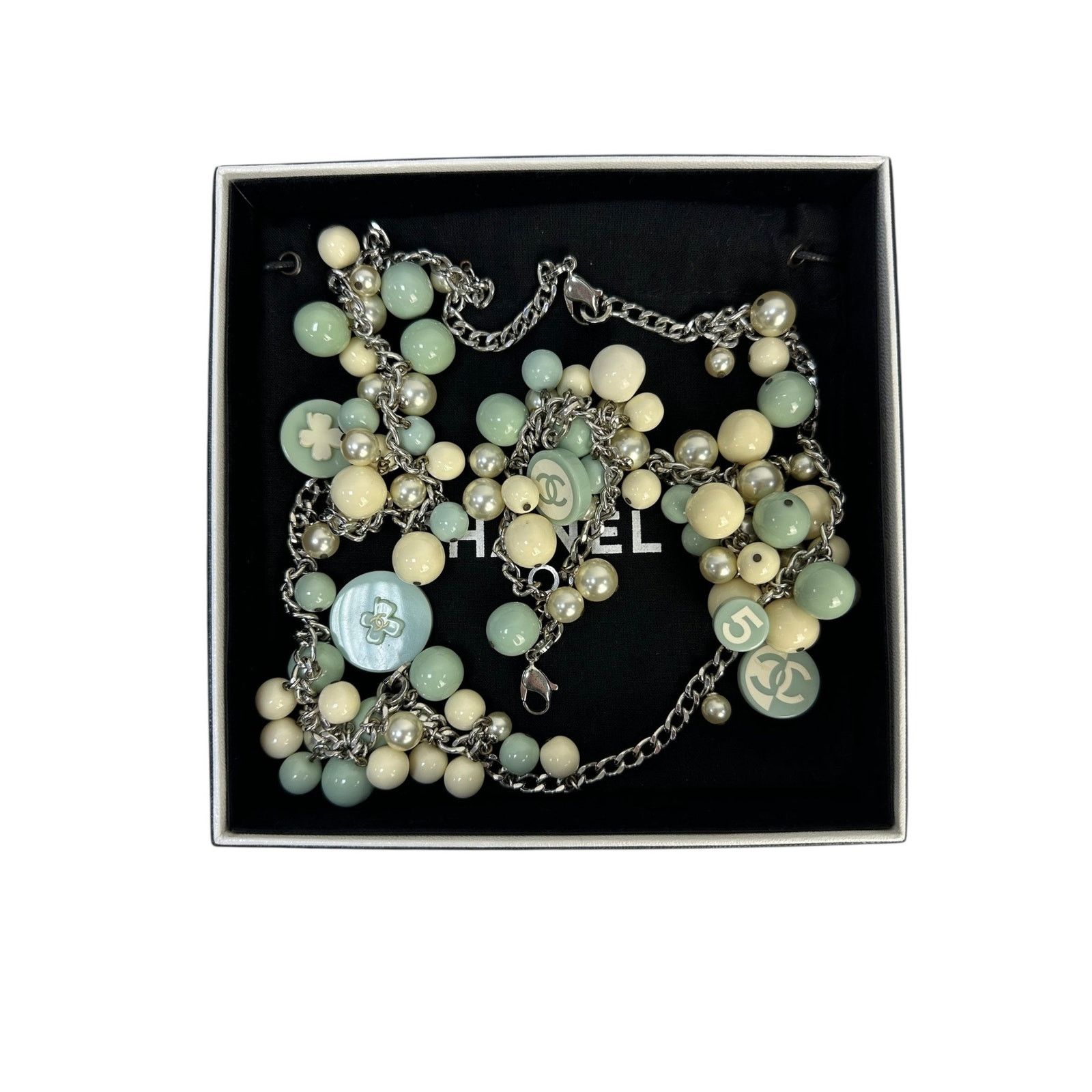 Chanel Chanel pastel jewelry set of necklace and bracelet Size ONE SIZE - 6 Thumbnail