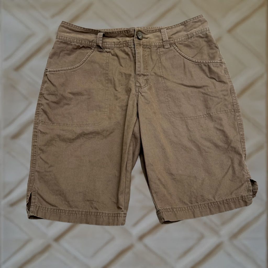 Vintage Columbia Bermuda Shorts Womens 8 Dark Brown Cotton Casual Outdoor Trail Size 30" / US 8 / IT 44 - 1 Thumbnail