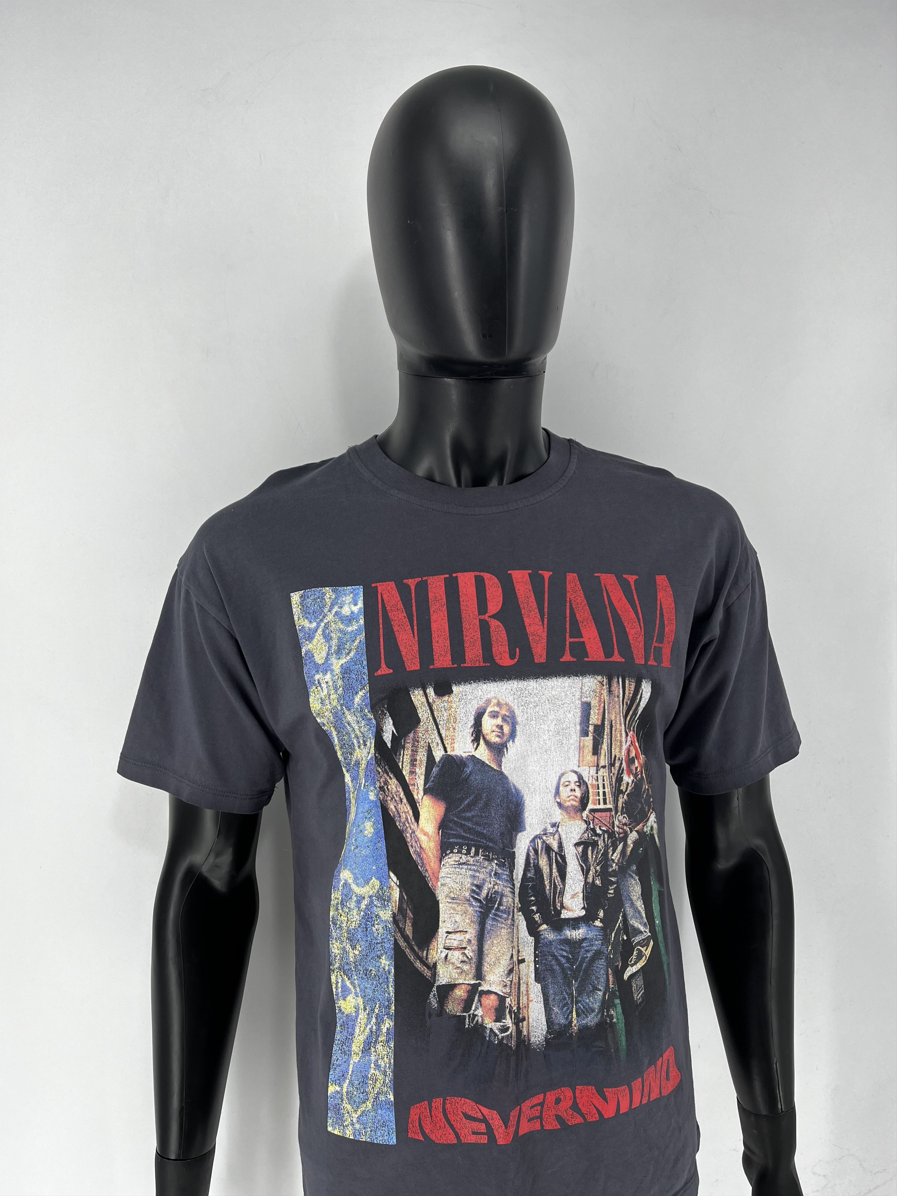 Band Tees × Vintage Vintage Y2K Nirvana Kurt Cobain Tee Print Band Tour Rock Size US XS / EU 42 / 0 - 11 Thumbnail