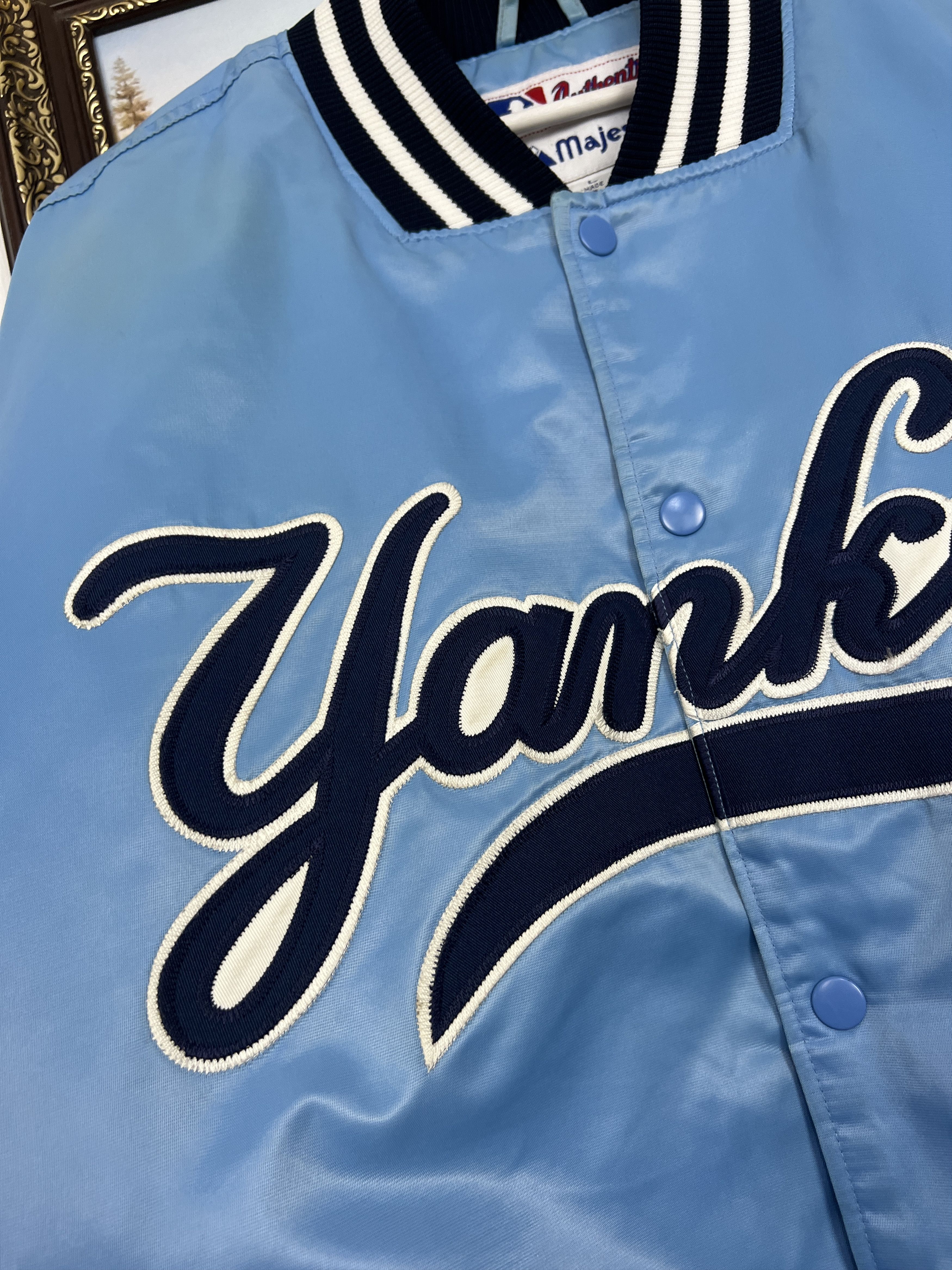 Majestic Vintage Majestic New York Yankees Satin Bomber Jacket MLB Size US L / EU 52-54 / 3 - 2 Thumbnail