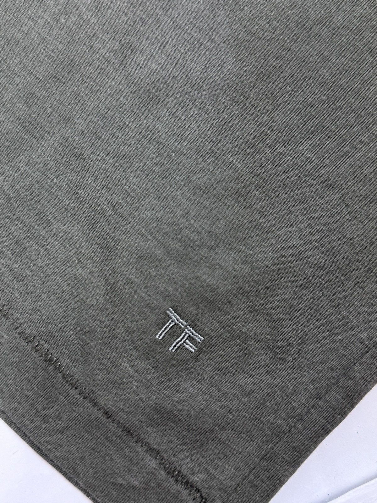 Tom Ford LOGO DETAILED T-SHIRT Size US L / EU 52-54 / 3 - 3 Thumbnail