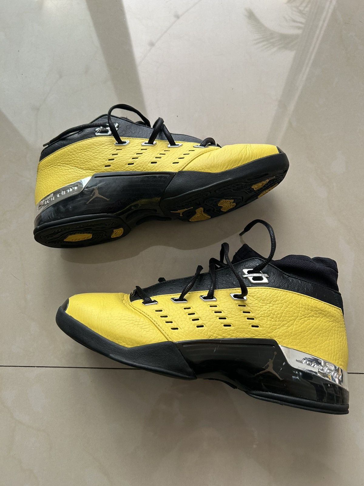 Jordan Brand Jordan x Solefly Lightning 17s Size US 9.5 / EU 42-43 - 1 Thumbnail