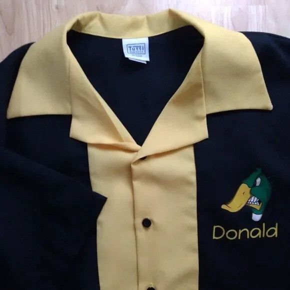 NCAA Vintage Donald Oregon Fightin' Ducks Bowling Shirt Size US XL / EU 56 / 4 - 4 Thumbnail