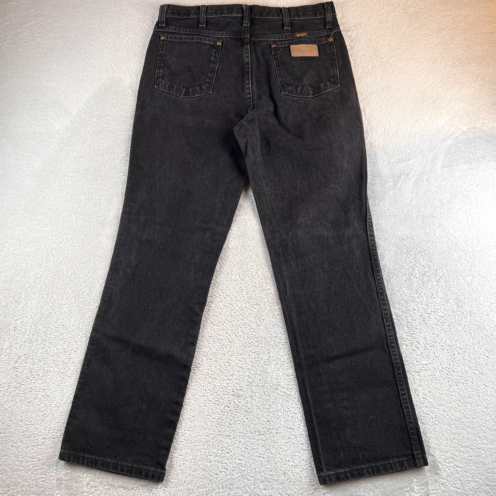 Wrangler Wrangler Jeans Mens 34x32 Black Denim Cowboy Cut Rodeo 936WBK Wrangler Cowboy Cut Jeans Mens 34x32 Black Denim Cowboy Cut Rodeo 936WBK Size US 34 / EU 50 - 2 Thumbnail