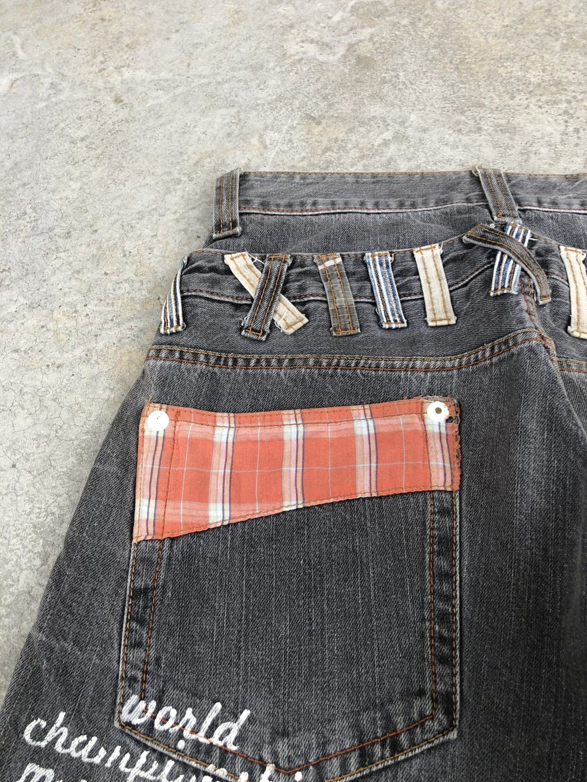Hysteric Glamour Dominate Hancrafted Double Waist Big Logo Distressed Size US 30 / EU 46 - 17 Thumbnail