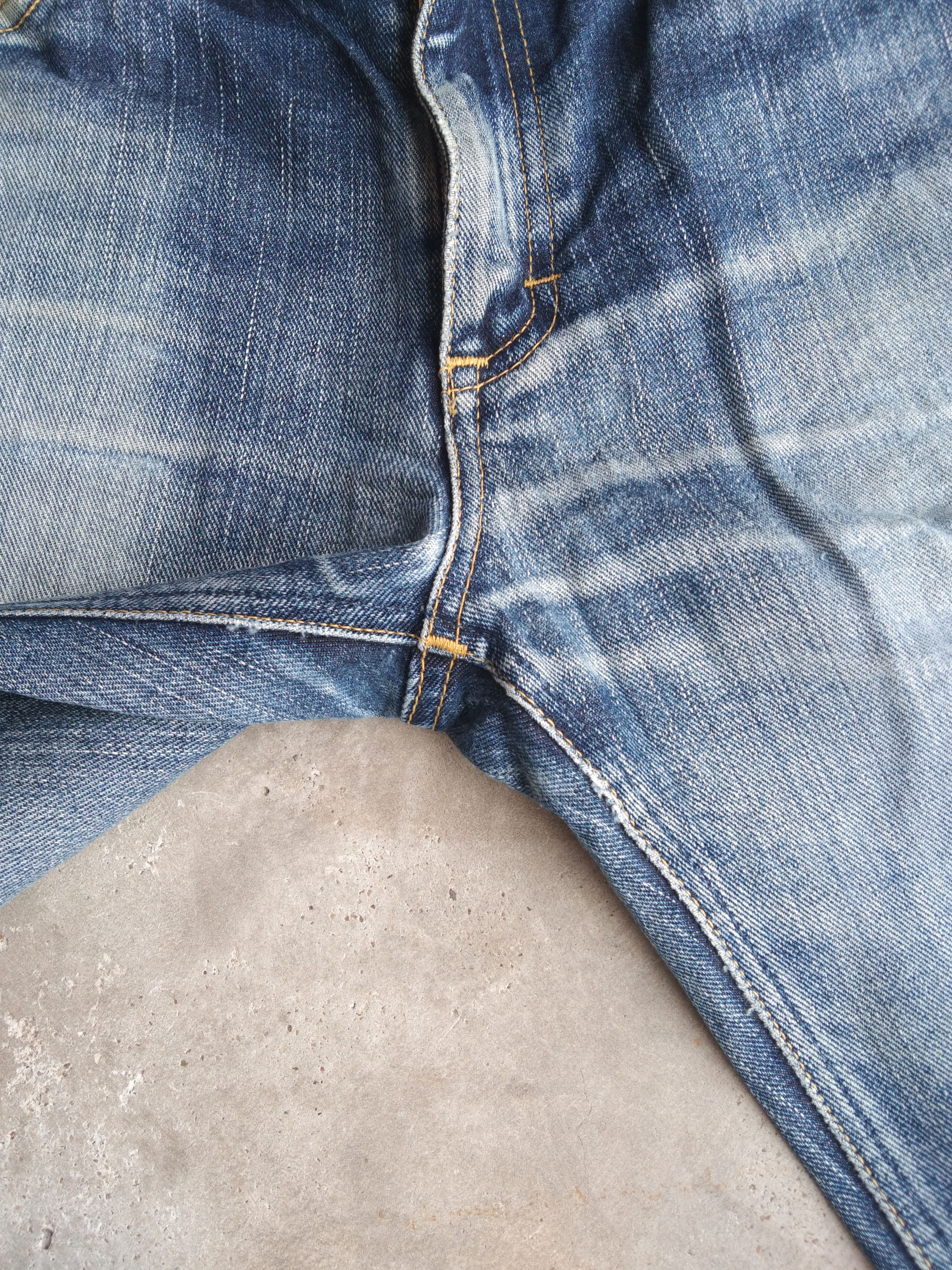 Vintage Vintage Lee Riders Flared Distressed Jeans 32x31 Size US 32 / EU 48 - 5 Thumbnail