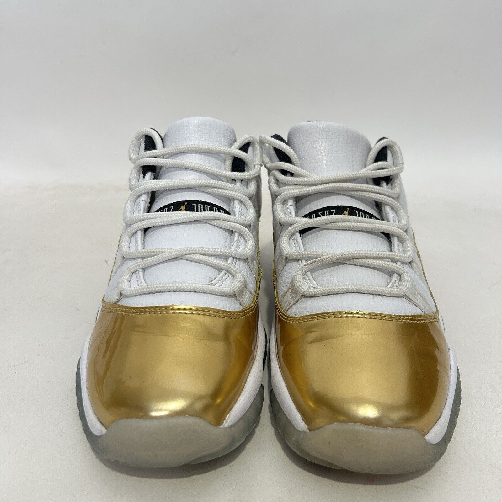 Jordan Brand Nike Air Jordan 11 Retro Low GS “Closing Ceremony” Size US 7 / IT 37 - 3 Thumbnail