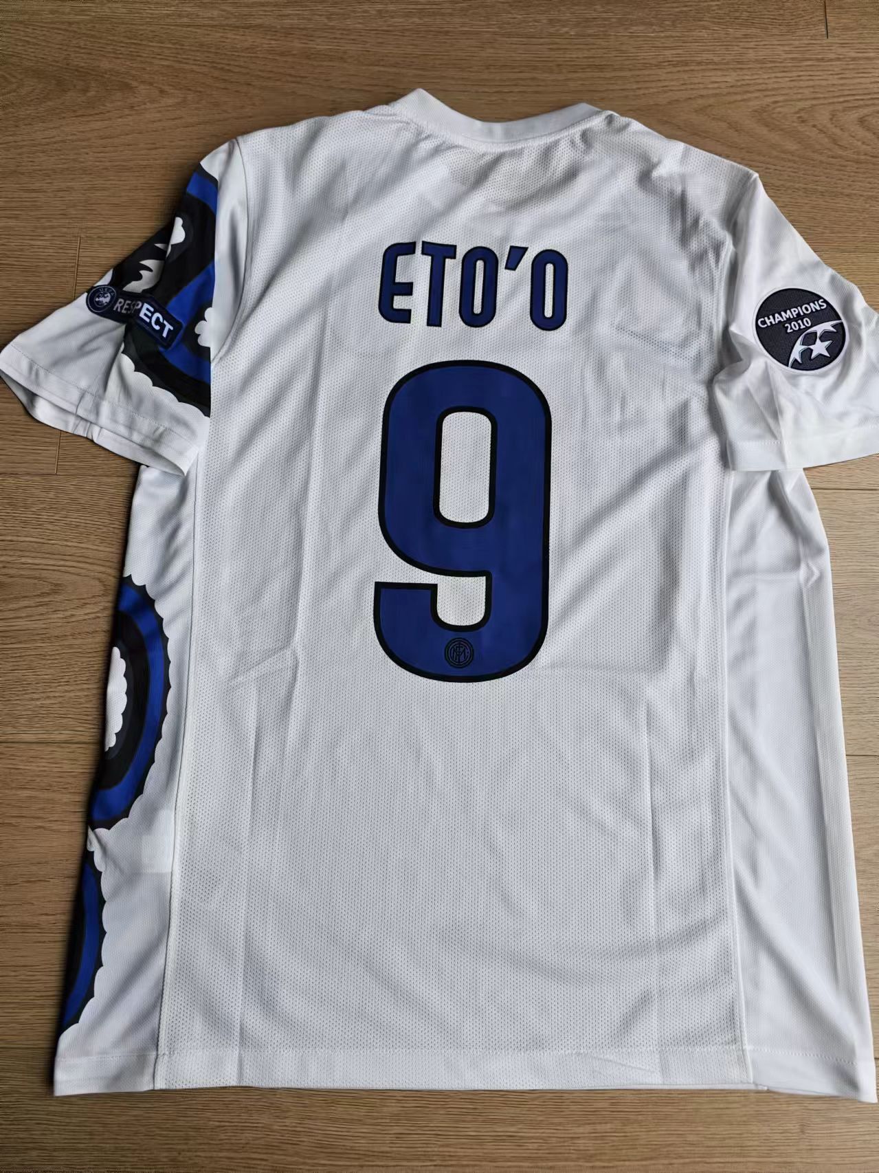 Other 2010 Inter Milan 9 Eto'o Jersey Away Size US M / EU 48-50 / 2 - 1 Thumbnail