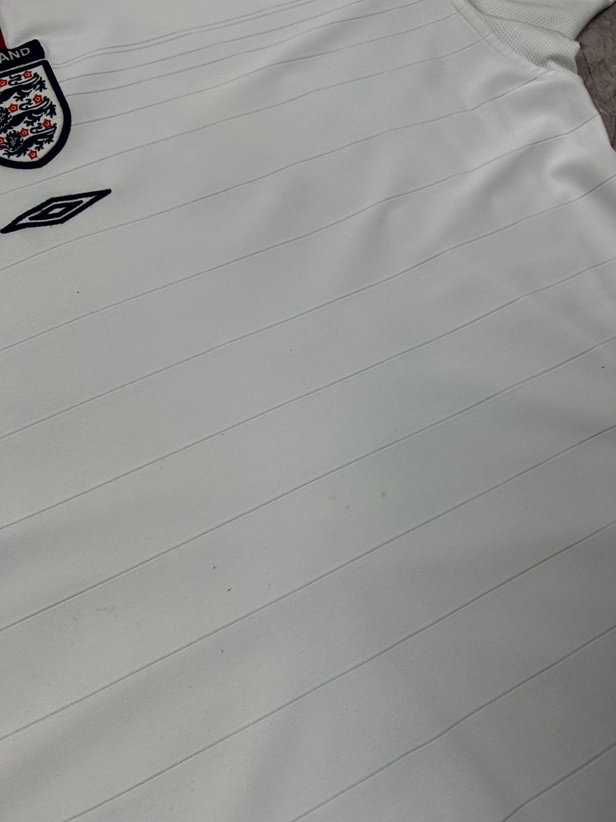 Other Umbro England 2004 reversible jersey Size US XXL / EU 58 / 5 - 14 Thumbnail