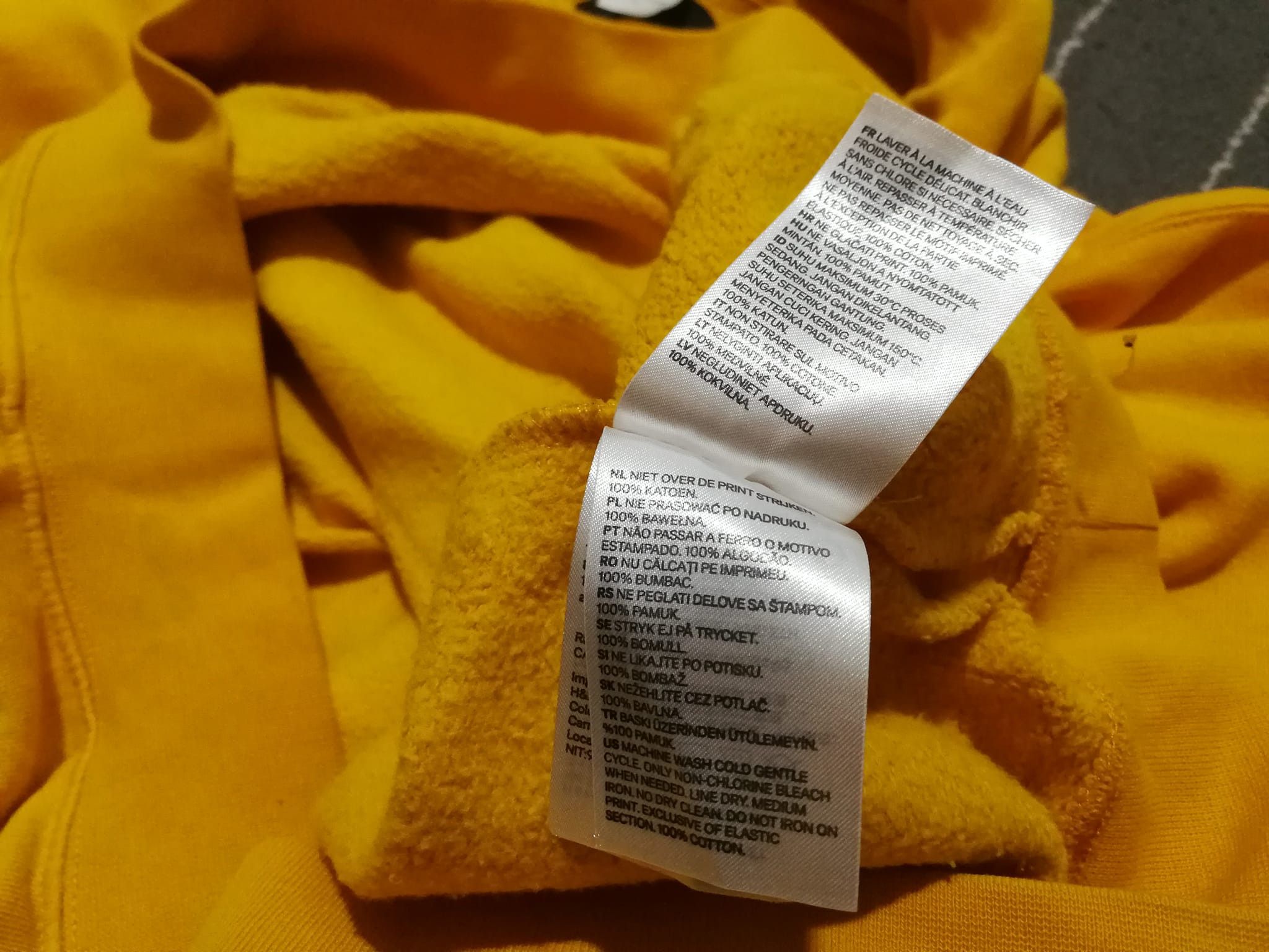 H&M BIEBER Stadium tour 2017 X HNM M 1957 Size US M / EU 48-50 / 2 - 7 Thumbnail