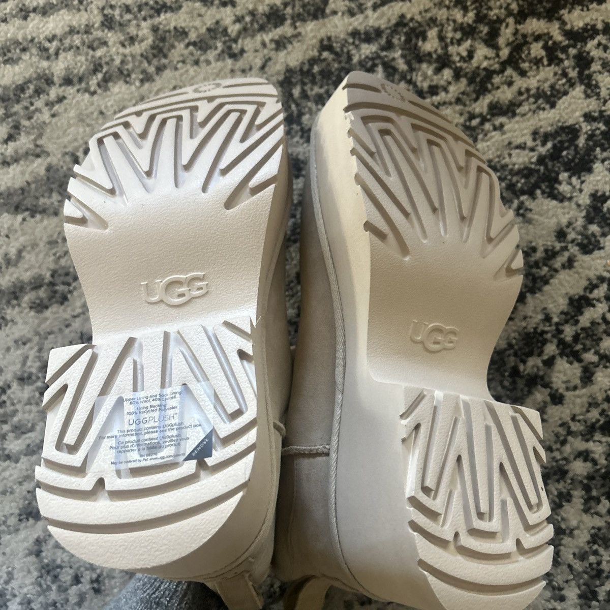 Ugg UGG Classic Ultra Mini New Heights Platform Boot MDSD Size US 12 / IT 42 - 7 Thumbnail