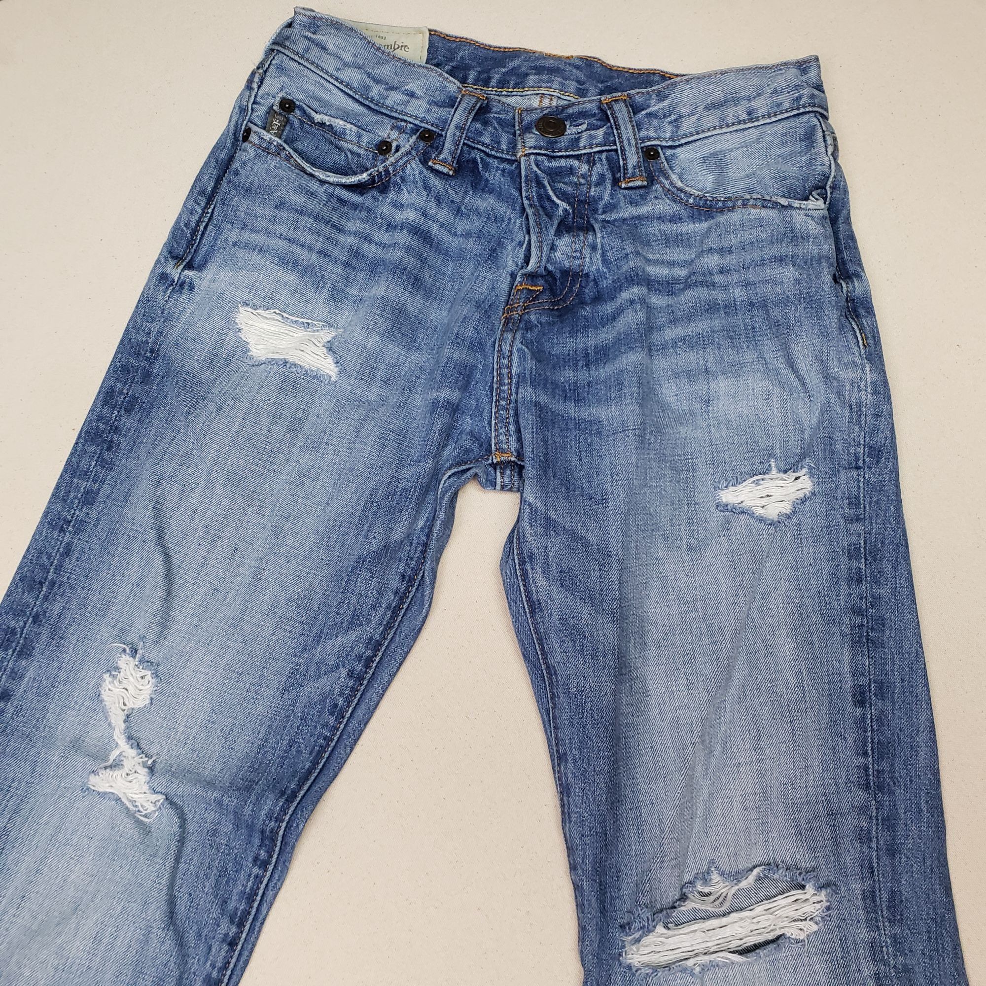 Abercrombie & Fitch Abercrombie & Fitch Women's Distressed Button Fly Blue Jeans Size 26" / US 2 / IT 38 - 3 Thumbnail
