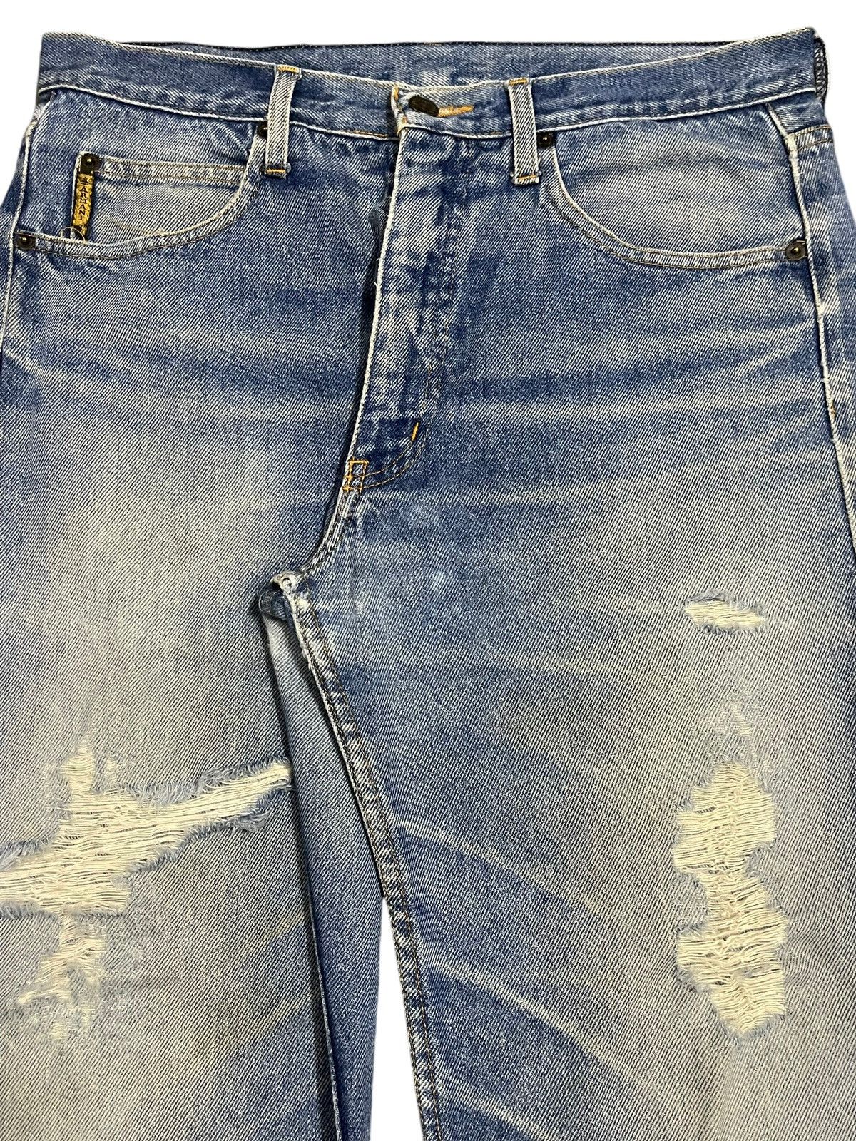 Armani Vintage Italy Armani Jeans Blue Wash Distressed Loose Jeans Size US 32 / EU 48 - 4 Thumbnail