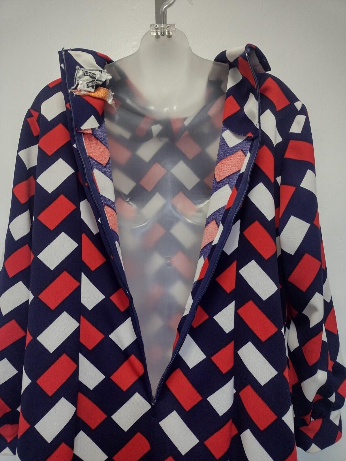 Handmade VTG 70s Gracie Square Geo Print Polyester Dress XL Tie Neck Size XL / US 12-14 / IT 48-50 - 4 Thumbnail