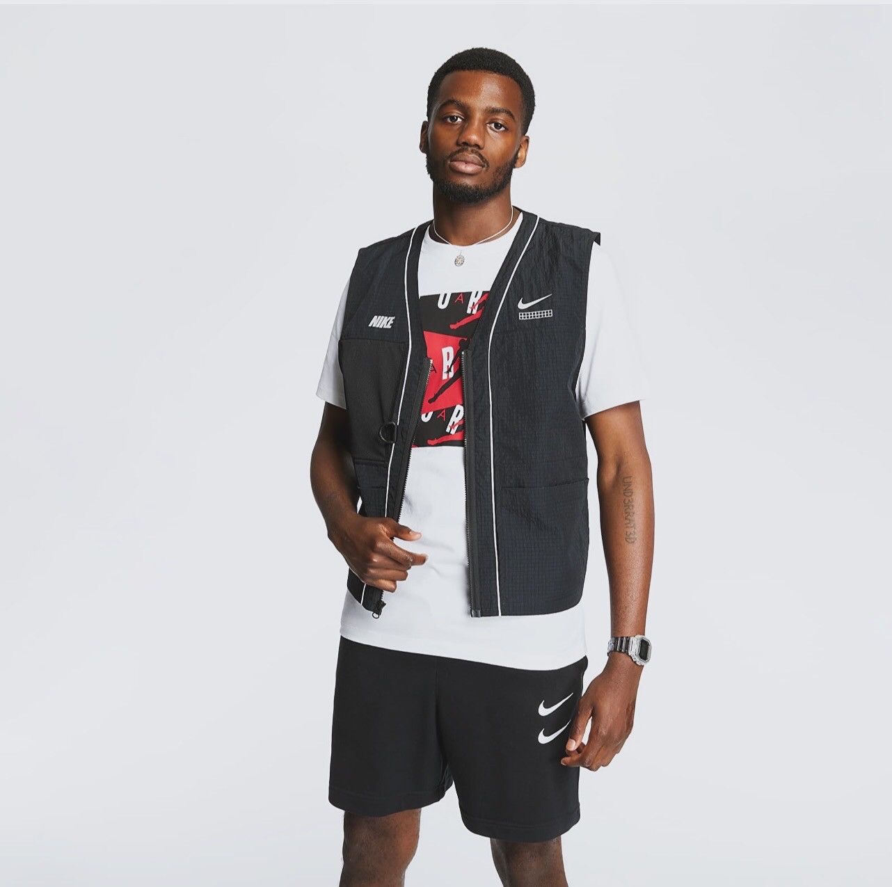 Nike Nike Sportswear DNA Woven Vest CW2366-010 Black Size M Size US M / EU 48-50 / 2 - 2 Thumbnail