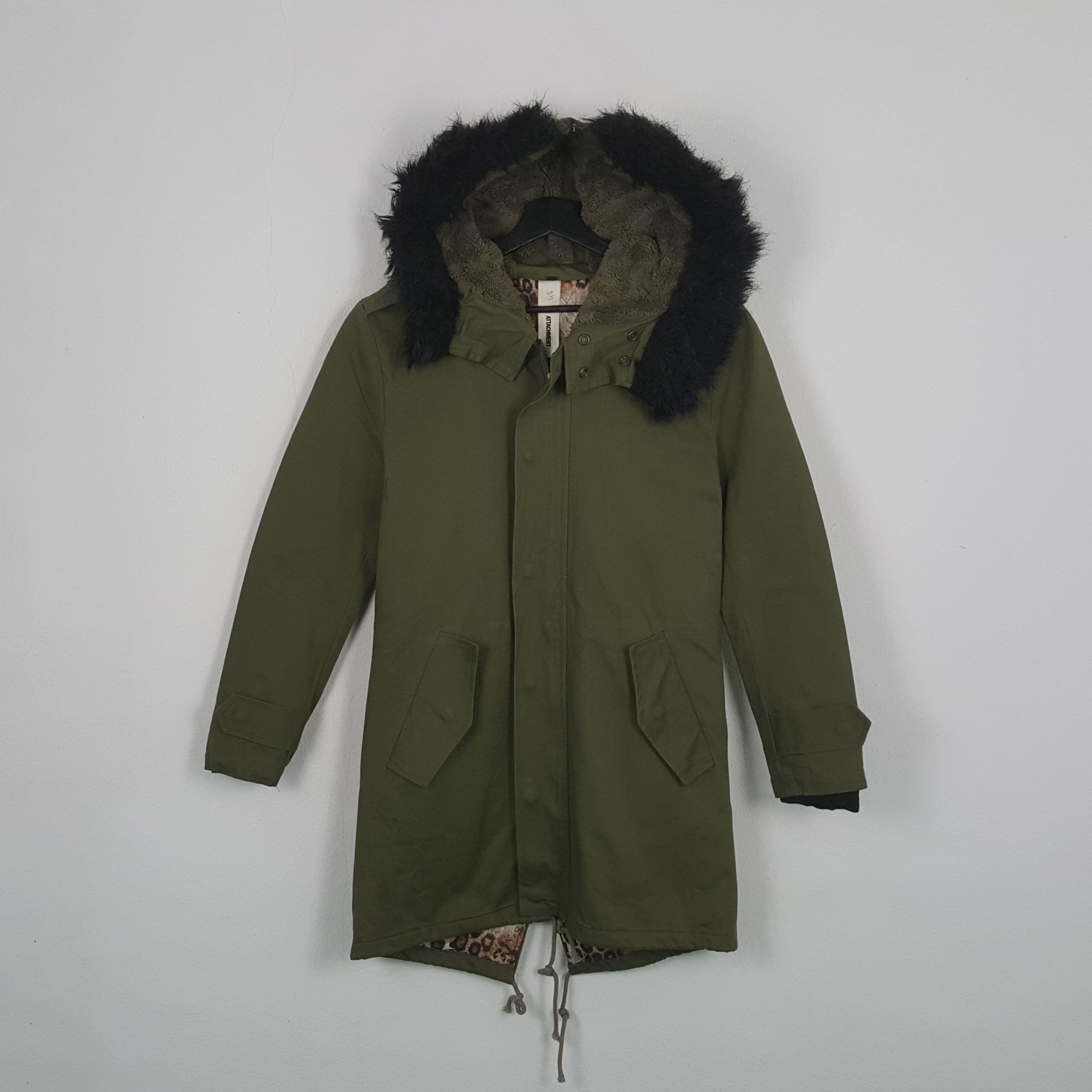 Attachment Attachment Fashion Winter Style Jacket RR18 Size US S / EU 44-46 / 1 - 1 Thumbnail