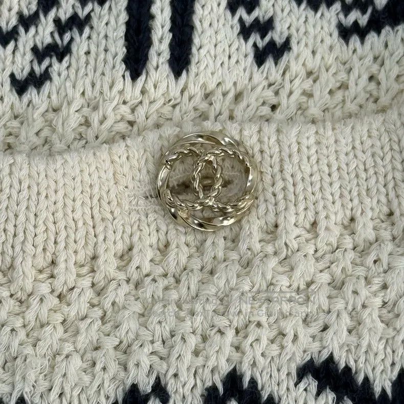 Chanel Chanel Beige full-print knitted gold buckle double pocket Size 24" / US 00 / IT 34 - 8 Thumbnail