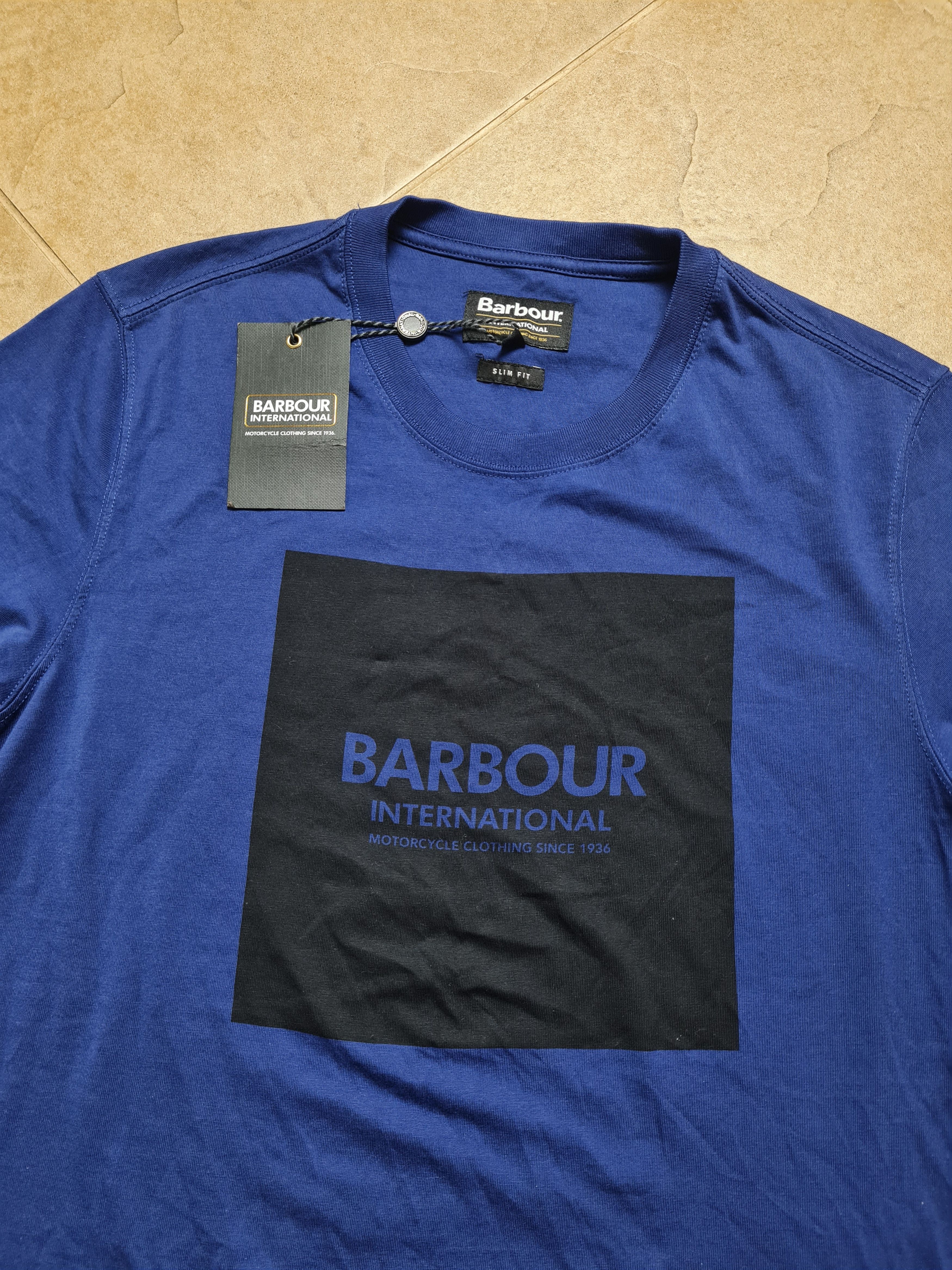 Barbour T-shirts Big Logo Barbour International mens shirt Blue M Size US M / EU 48-50 / 2 - 5 Thumbnail