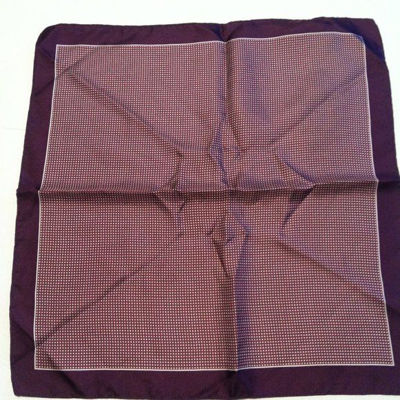 Hugo Boss HUGO BOSS MENS NEW PURPLE 100%SILK POCKET SQUARE 13" X 13" Size ONE SIZE - 2 Thumbnail