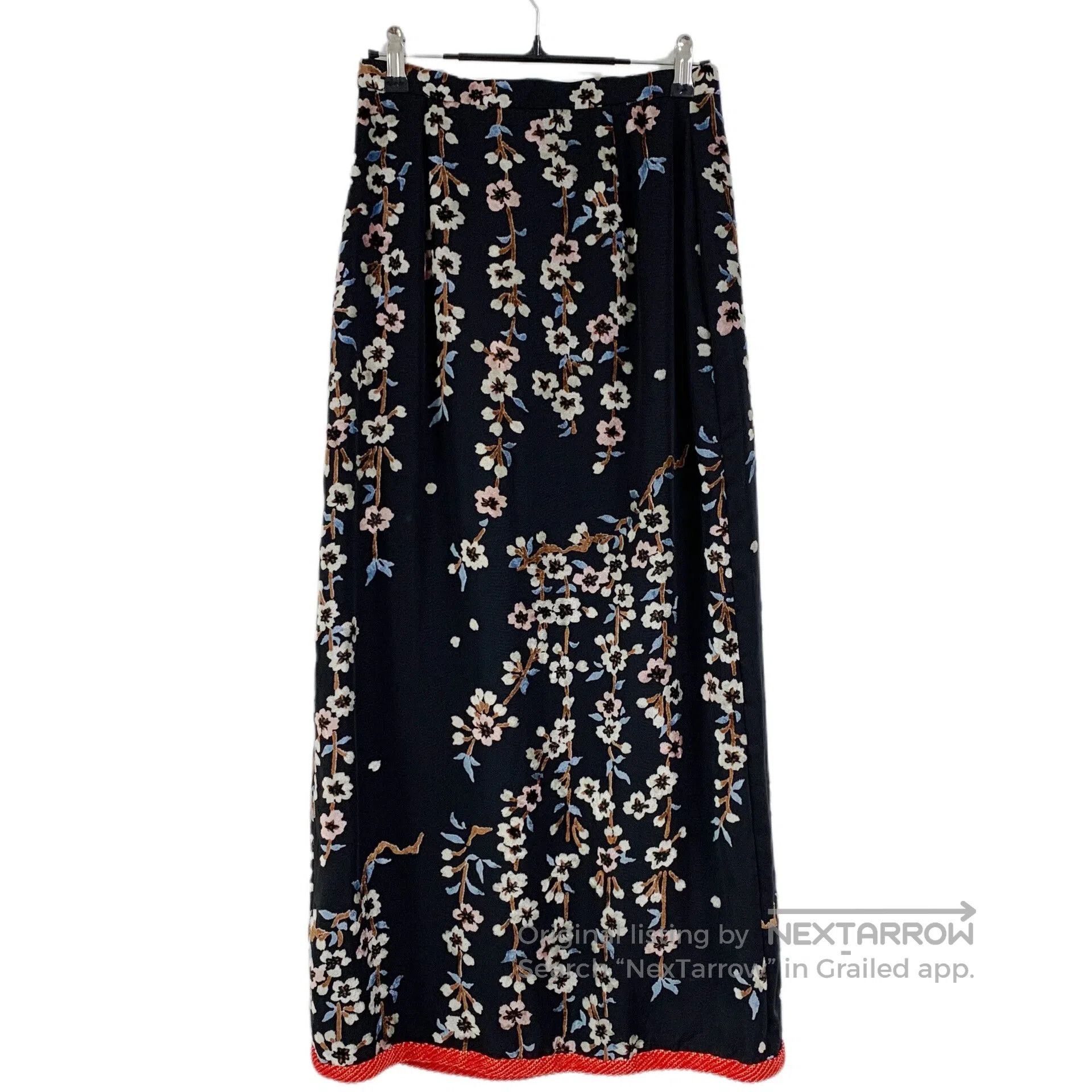 KEITAMARUYAMA Embroidered Floral Velvet Midi Skirt. Size 28" / US 6 / IT 42 - 2 Thumbnail