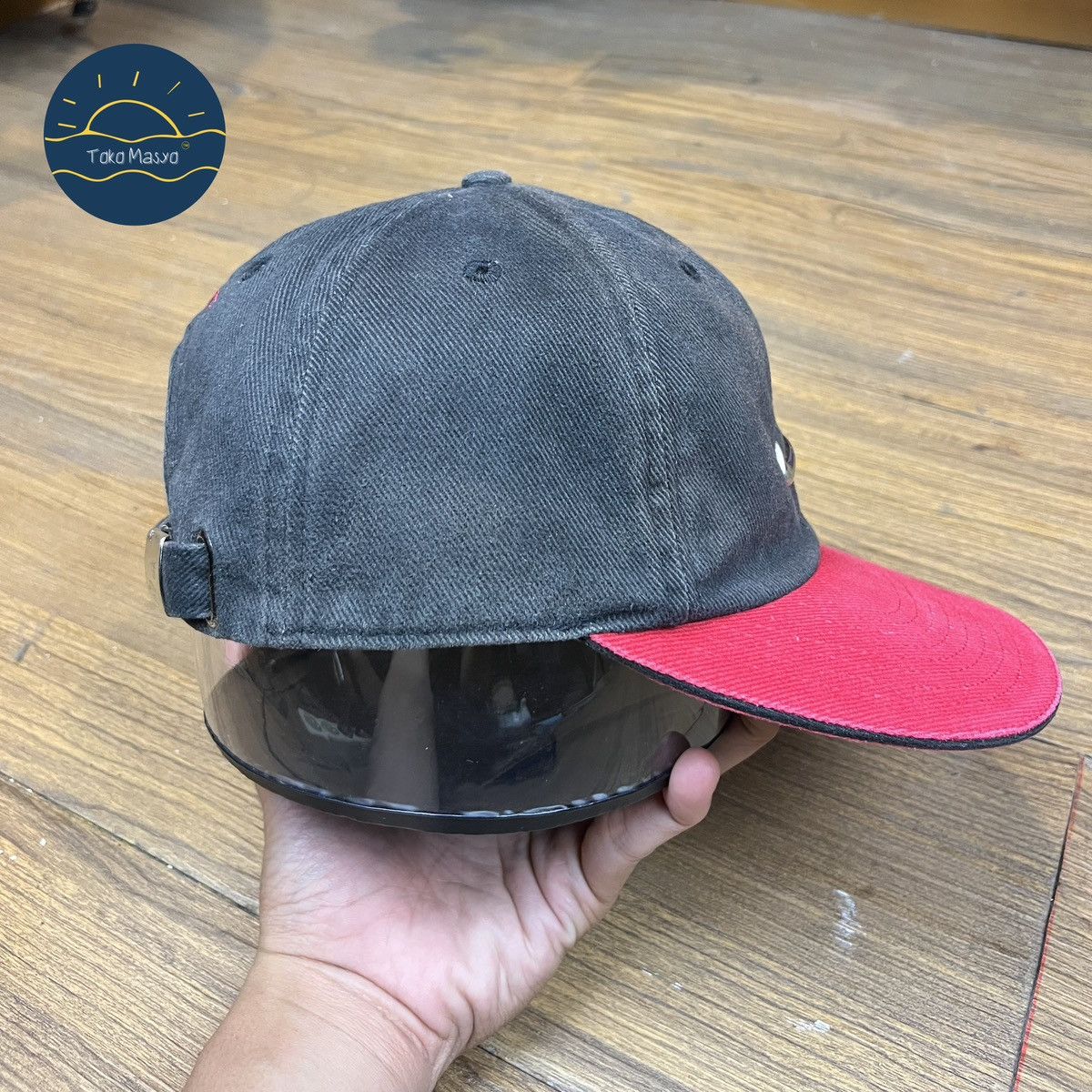 Nike × Vintage Vintage Nike 1990’s Metal Swoosh Cap Red Visor - Black Size ONE SIZE - 5 Thumbnail