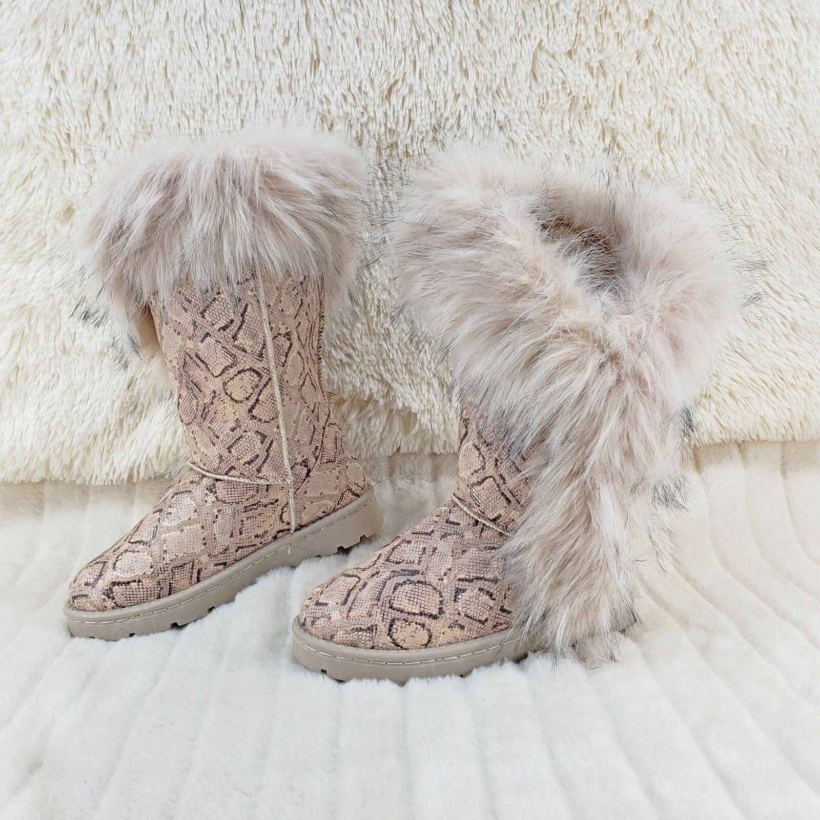 Other Chi Chi Tall Furry Snake Beige Faux Fur Lined Flat Winter Bo Size US 7 / IT 37 - 9 Thumbnail