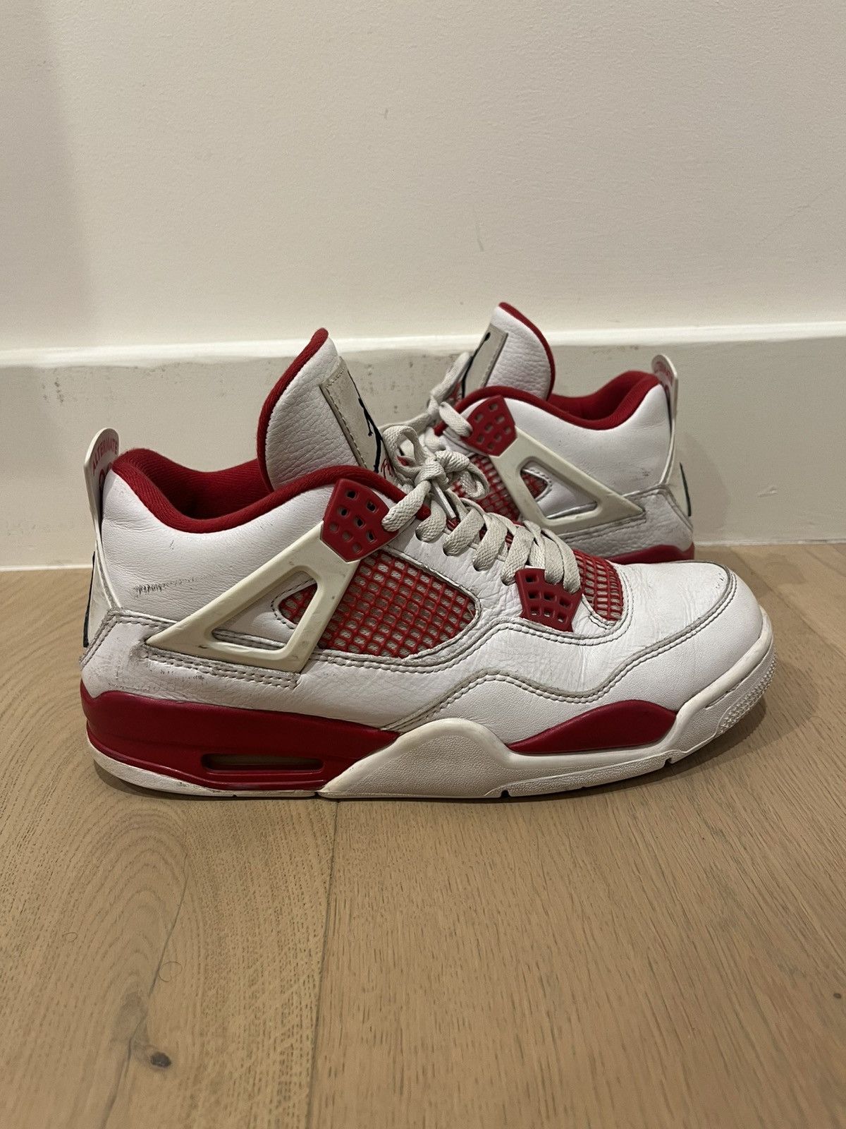 Jordan Brand Jordan 4 Alternate 89 Size US 9.5 / EU 42-43 - 1 Thumbnail