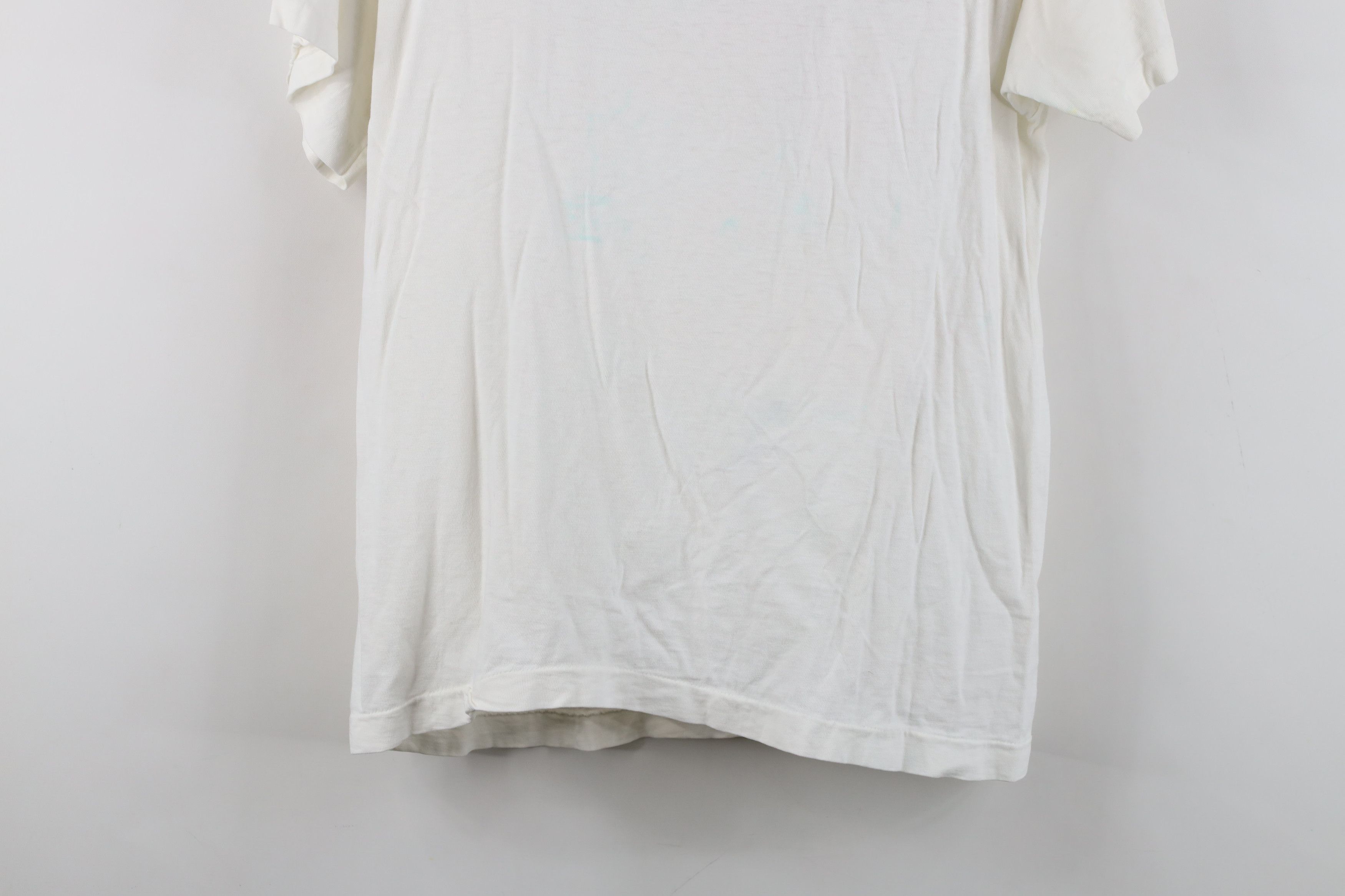 Vintage Vintage 80s Streetwear Christmas See Santa Crash T-Shirt USA Size L / US 10 / IT 46 - 14 Thumbnail
