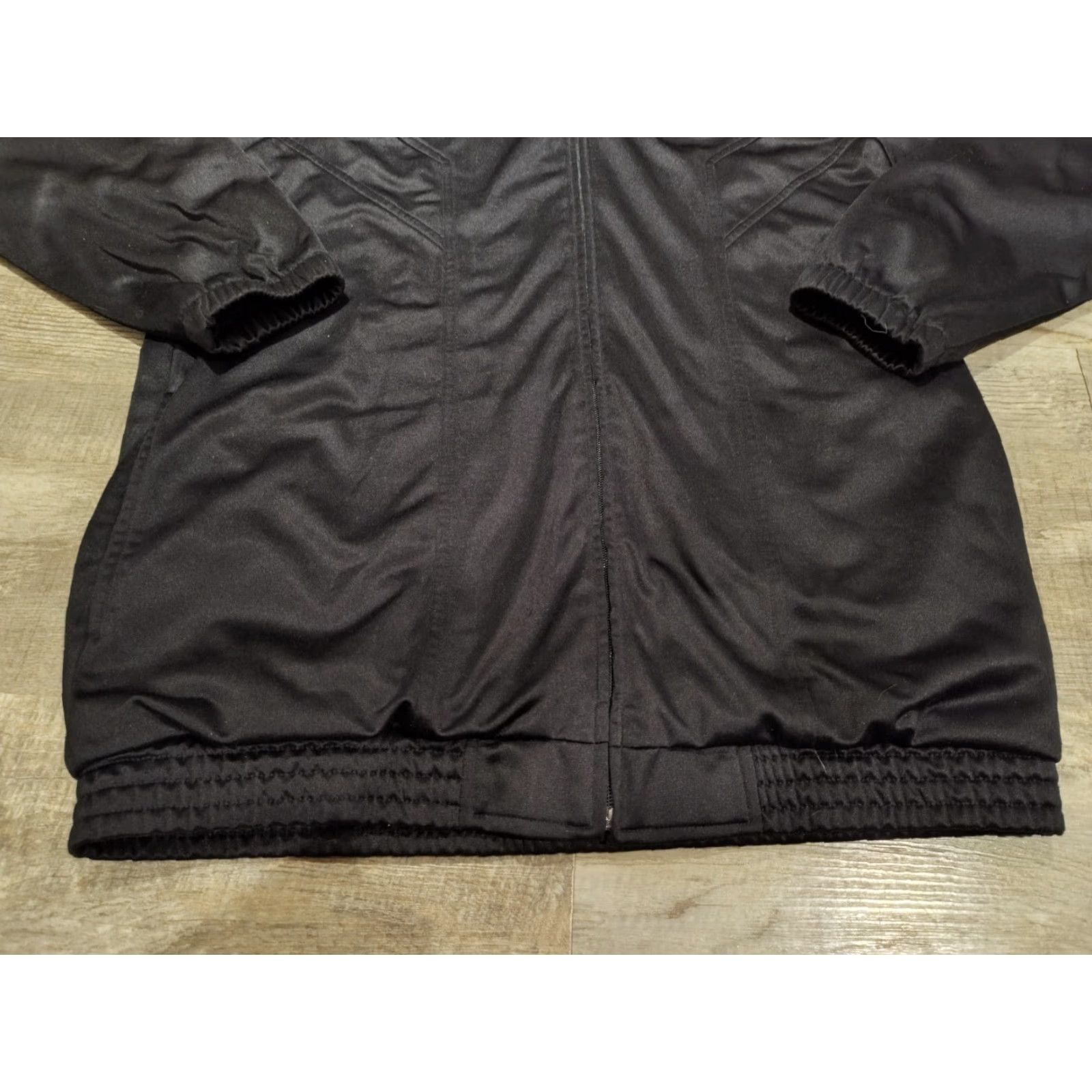 Nike Vintage Nike Air UW Milwaukee Panthers Basketball Full Zip Jacket Size M Black Size US 31 - 2 Thumbnail