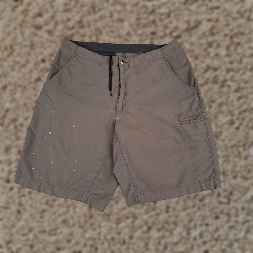 Patagonia Patagonia Shorts Men Cargo Short Gray 33x11 Nylon Cotton Blend Cargo Pockets Zipper Read Me Size US 33 - 1 Thumbnail