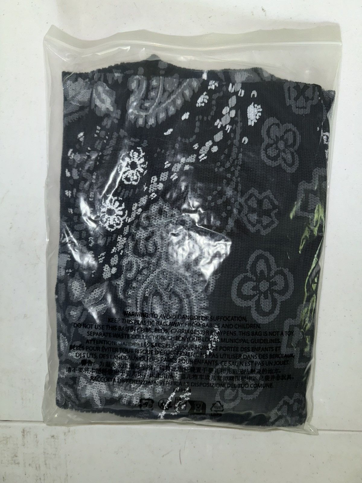 Supreme Supreme Printed Paisley Sweater Size US XL / EU 56 / 4 - 5 Thumbnail