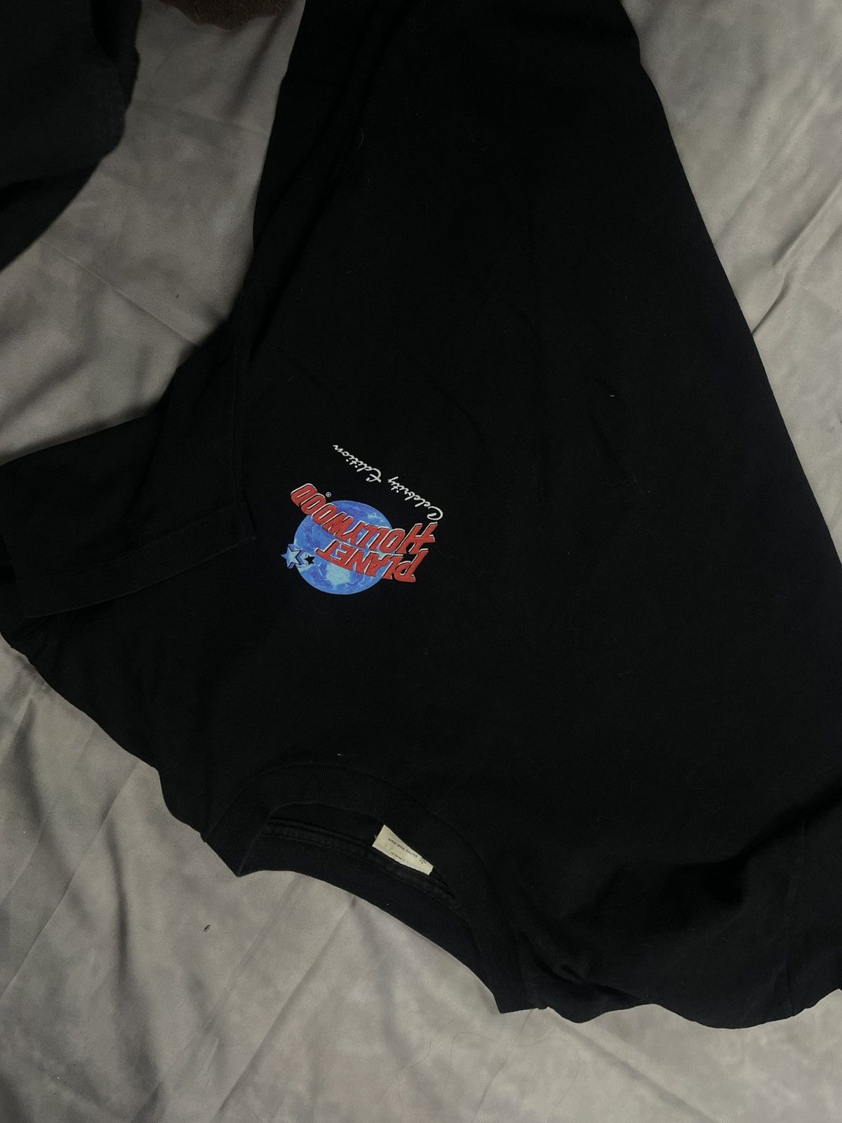 Planet Hollywood Planet Hollywood 90s Vintage Y2K T-Shirt for Sale! Size US XL / EU 56 / 4 - 3 Thumbnail