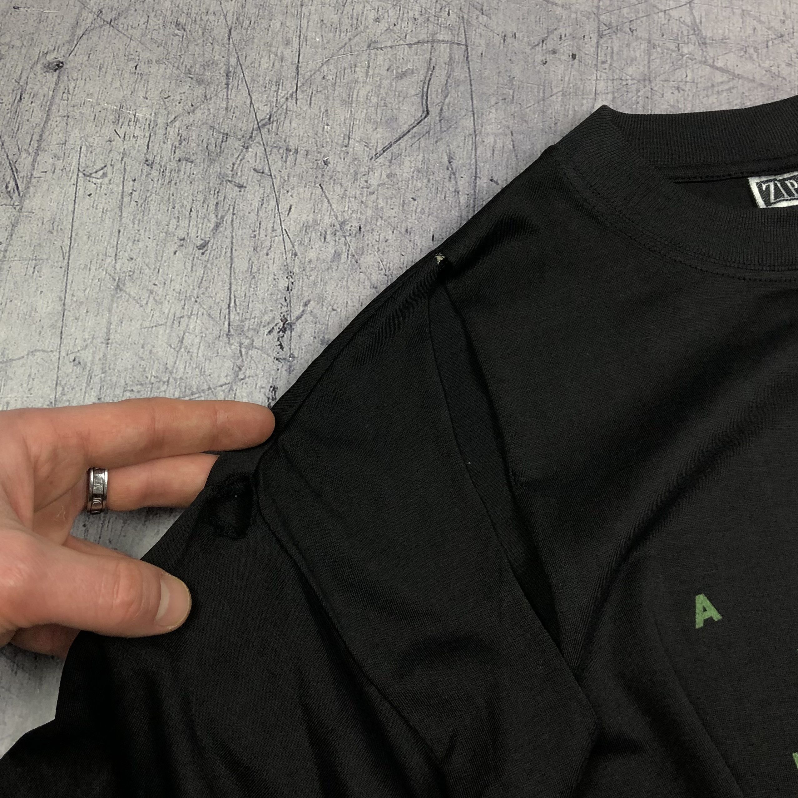 Expert Horror DRY ROT❗️2003 Alien Director’s Cut Horror Movie Tee Size US L / EU 52-54 / 3 - 3 Thumbnail