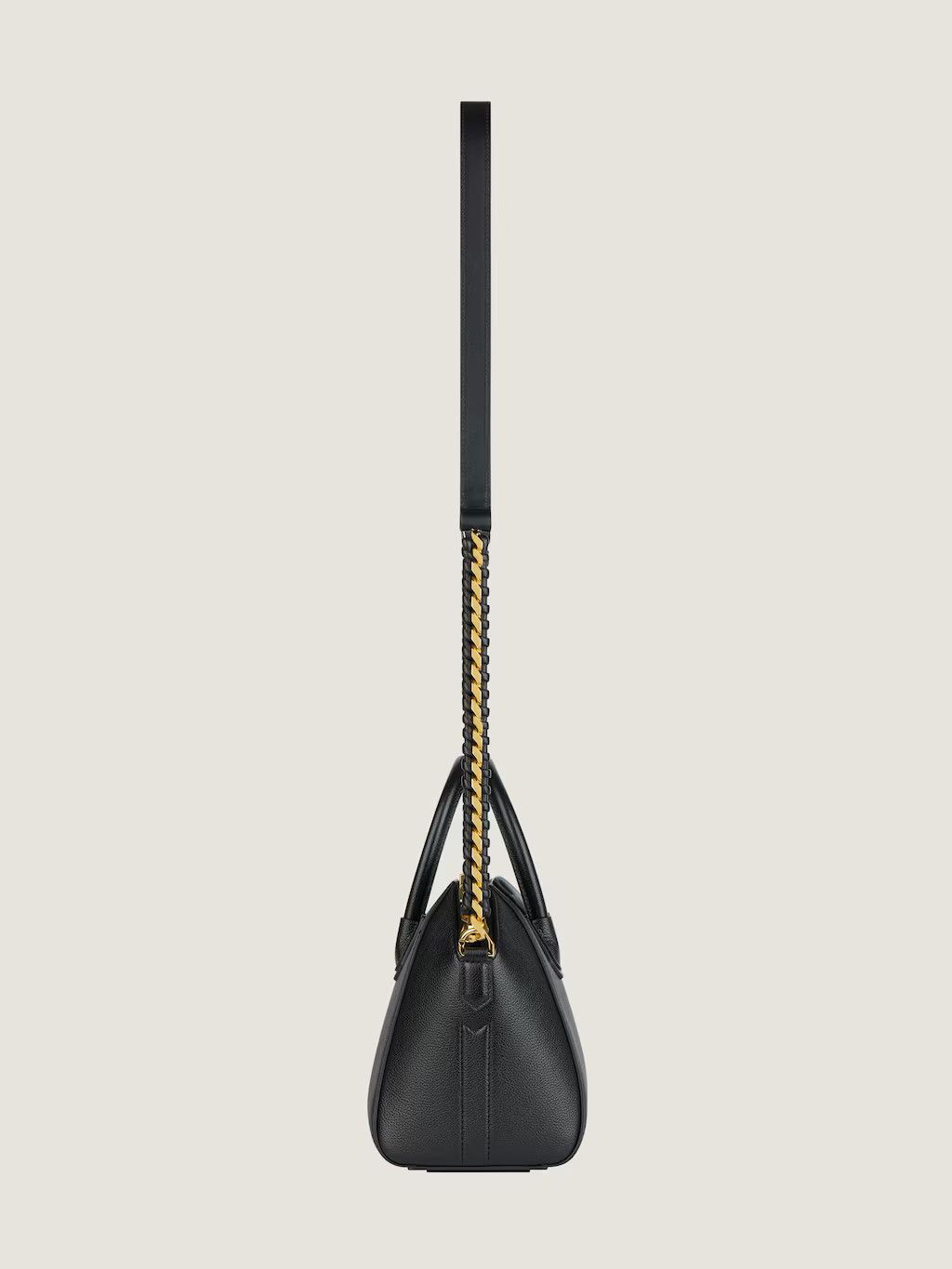 Givenchy o1w1db10126 Size: One Size / Bag in Black Size ONE SIZE - 3 Thumbnail