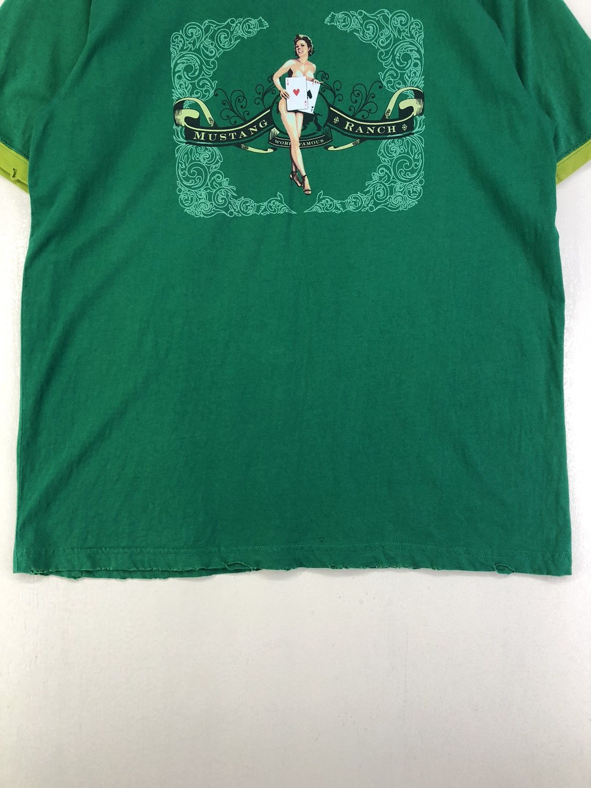 Vintage Vintage Dragonfly for Mustang Ranch Distressed Tshirt Size US XL / EU 56 / 4 - 4 Thumbnail