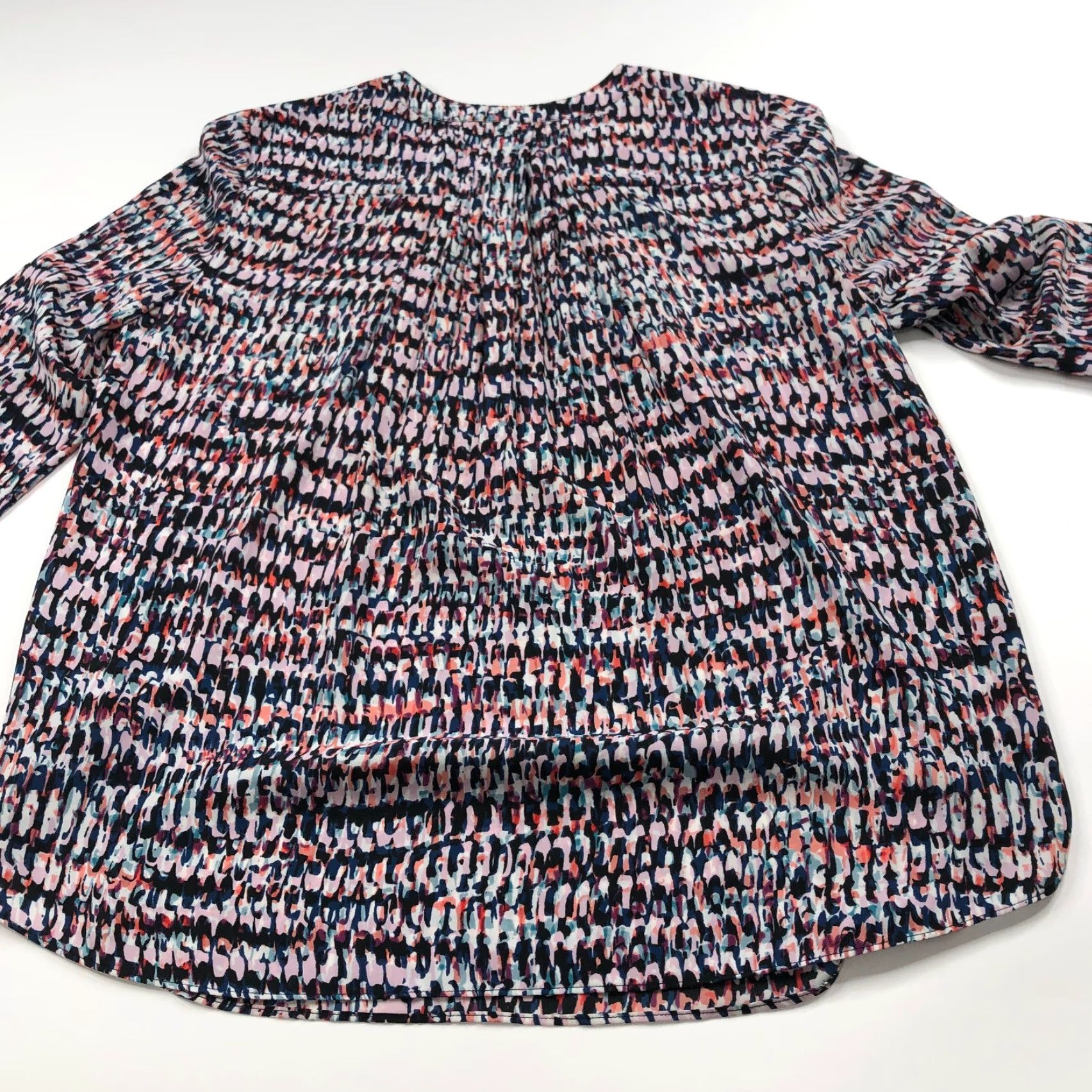 NYDJ NYDJ Blouse Multicolor Abstract Peasant Button 3/4 Sleeve Round Neck Smock Popover Knit Lightweight Casual Womens Medium Size M / US 6-8 / IT 42-44 - 7 Thumbnail
