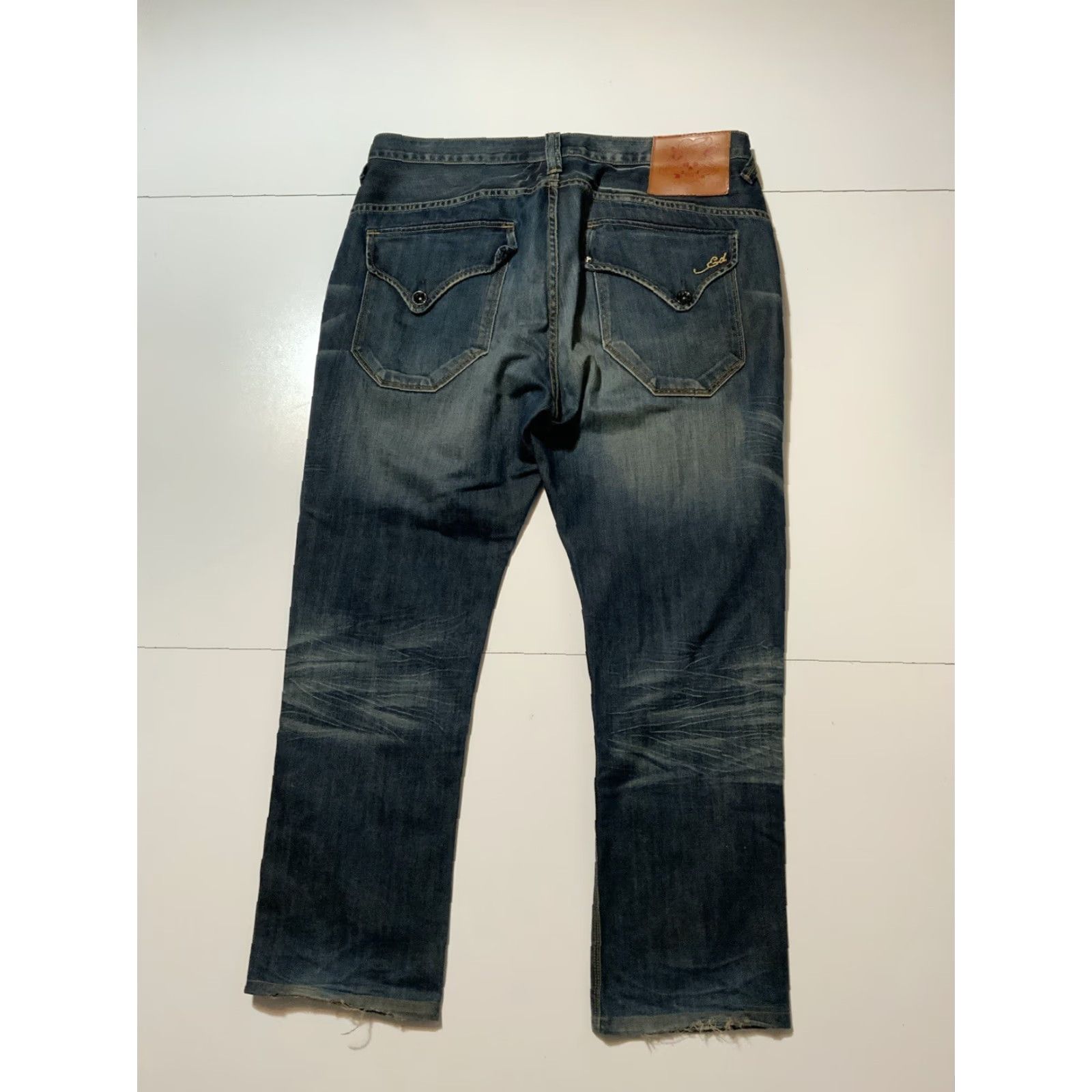 Ed Hardy VINTAGE Y2K Ed Hardy Christian Audigier 2009 Button Fly Classic Baggy Denim Jeans Sz. 38 Mens Blue Straight Denim 30in Inseam Size US 38 / EU 54 - 3 Thumbnail