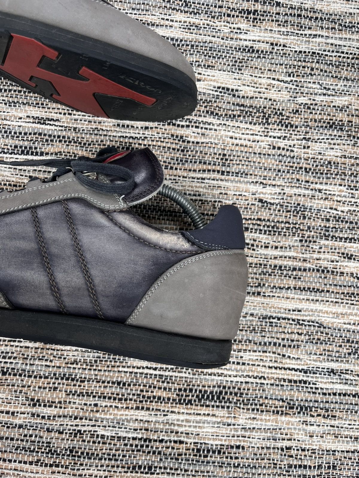 Kiton Rare Kiton Grey Leather Low Top Sneakers Luxury Avantgarde Size US 8 / EU 41 - 7 Thumbnail