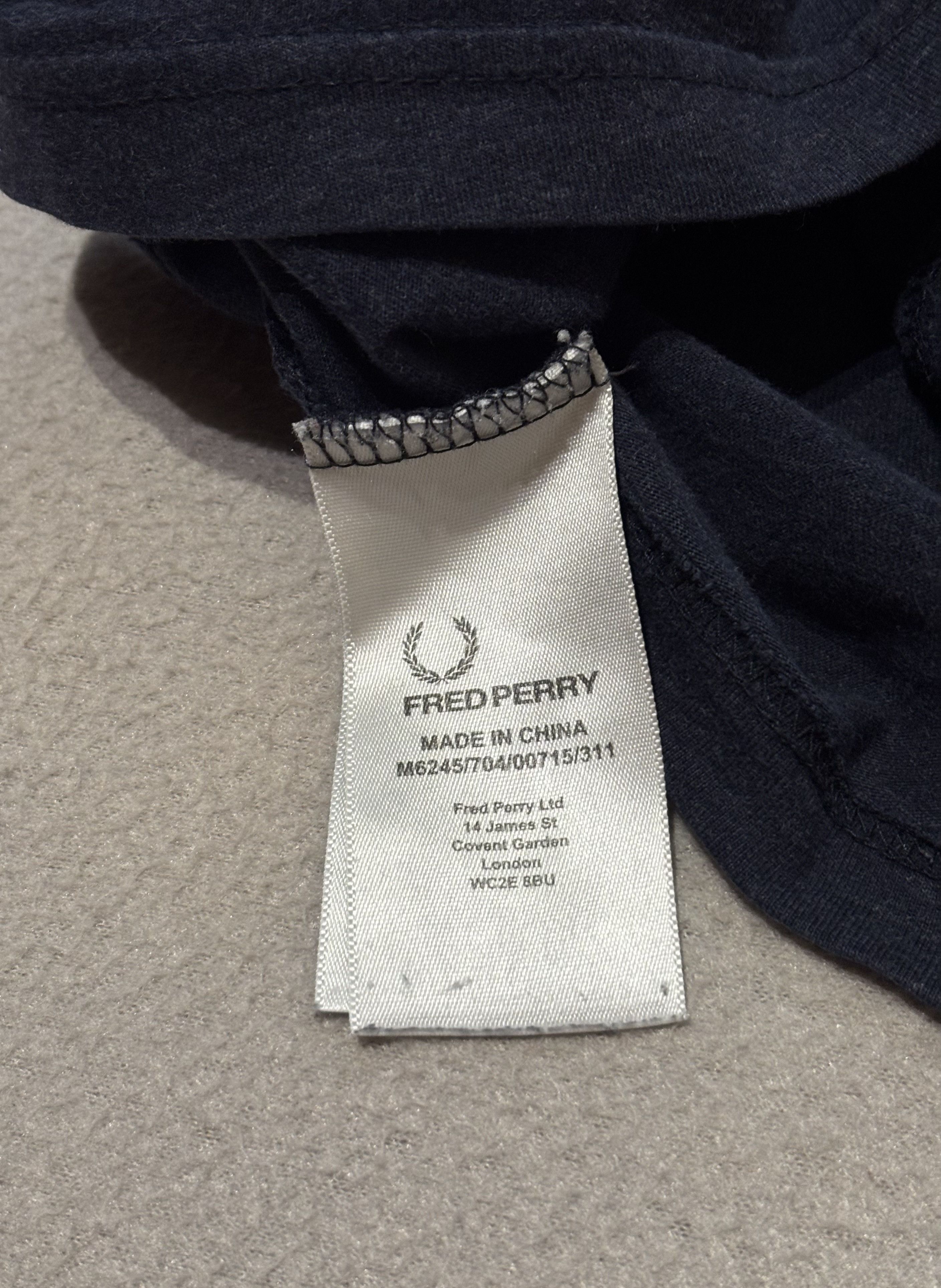 Fred Perry Fred Perry T-shirt Size S Size US S / EU 44-46 / 1 - 13 Thumbnail