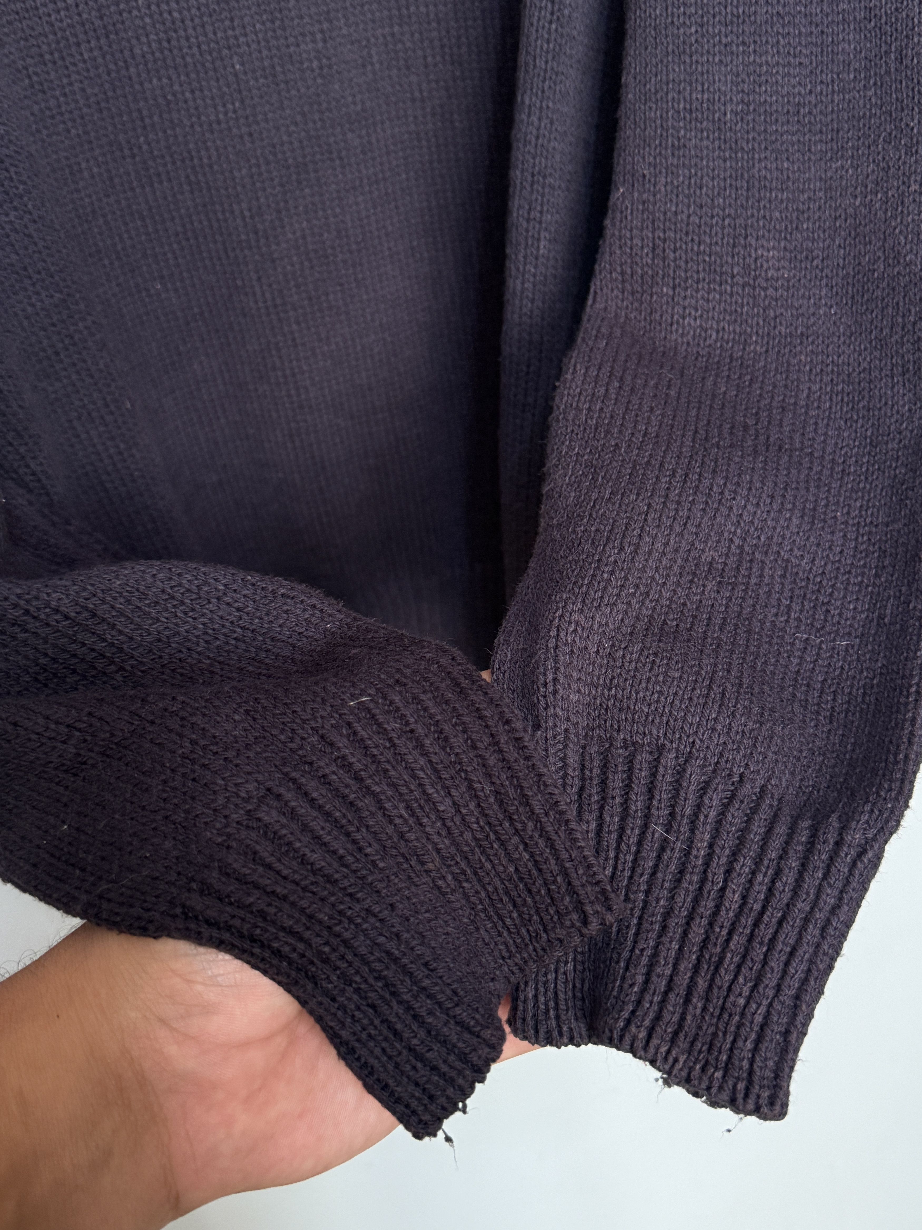 Burberry 🔥 Burberry navy crew neck size M Size US M / EU 48-50 / 2 - 5 Thumbnail