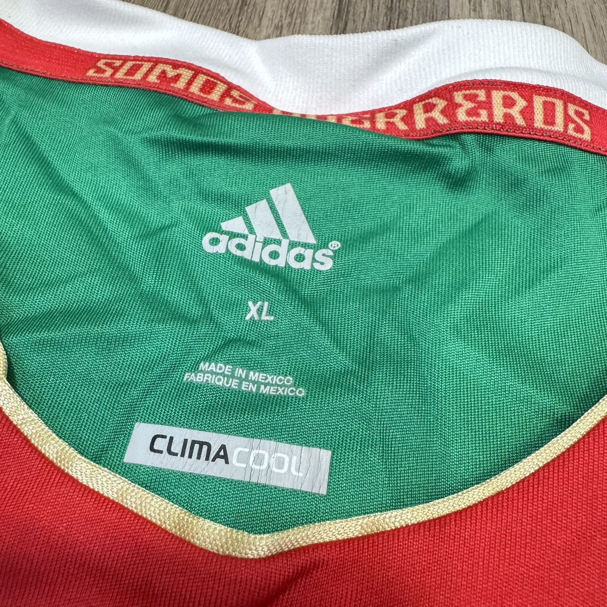 Adidas Mexico 11/13 home shirt #18 Guardado (bnwt) Size US XL / EU 56 / 4 - 6 Thumbnail