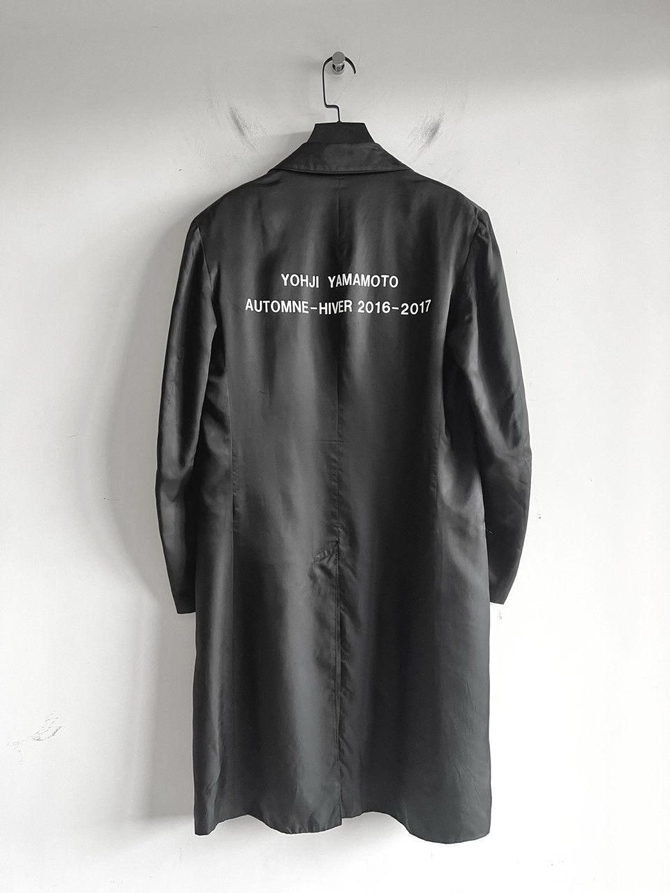 Yohji Yamamoto Yohji Yamamoto - Back Print Staff Long Jacket Coat black Size US S / EU 44-46 / 1 - 5 Thumbnail