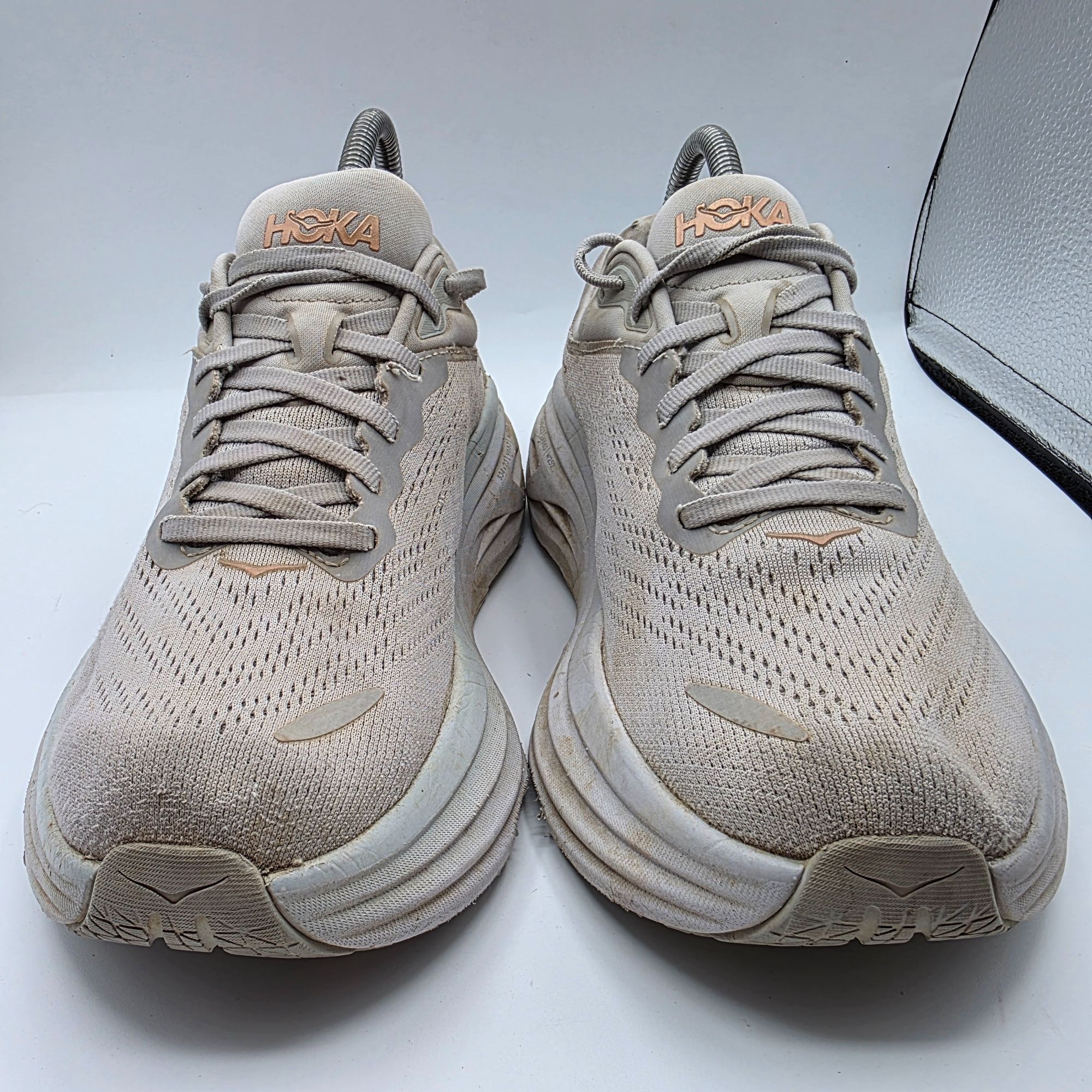Hoka Hoka One One Bondi 8 Womens Size 8.5 B Gray White Athletic R Size US 8 / IT 38 - 2 Thumbnail